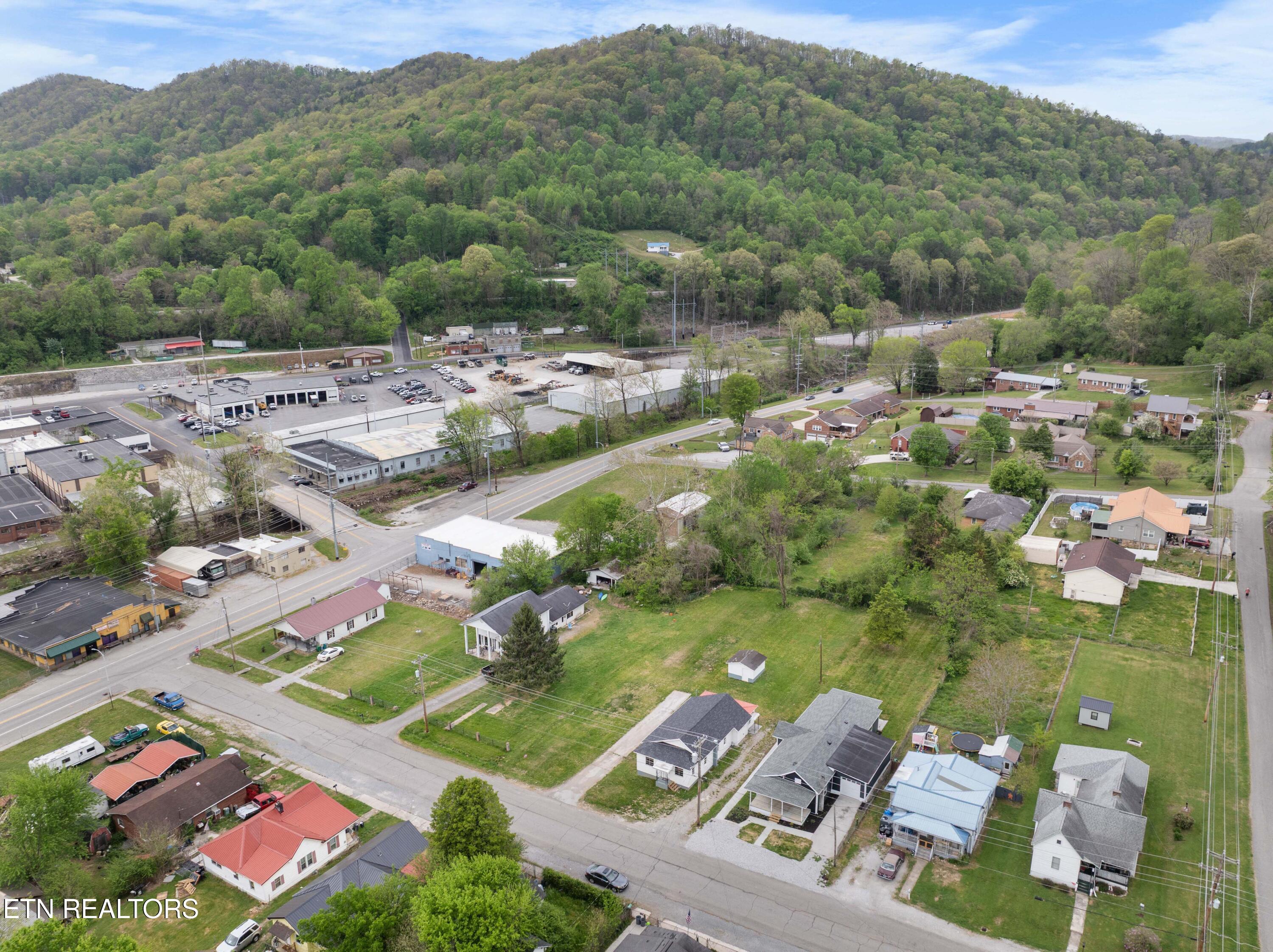 311 E Prospect Street Lafollette TN 37766