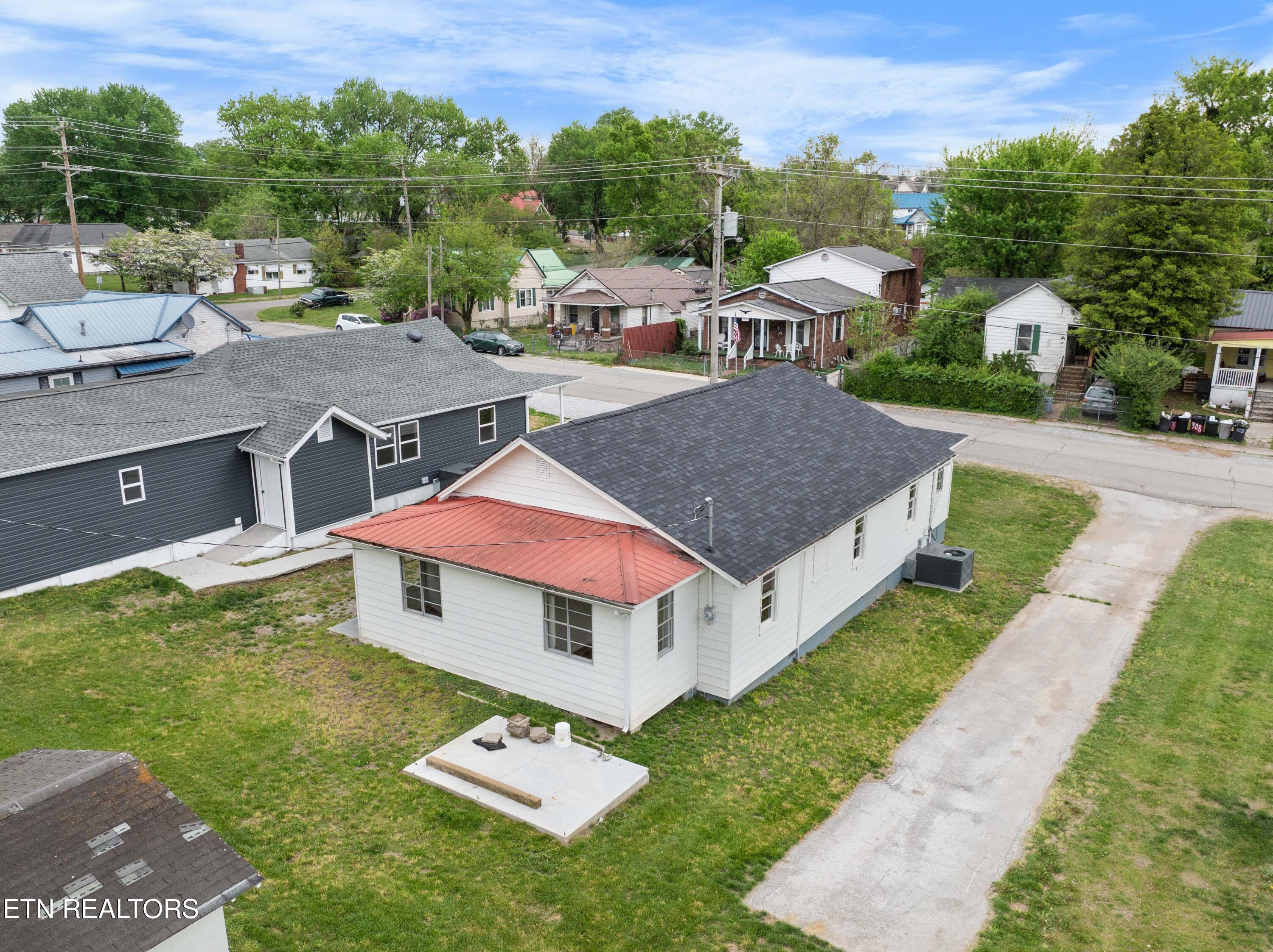 311 E Prospect Street Lafollette TN 37766