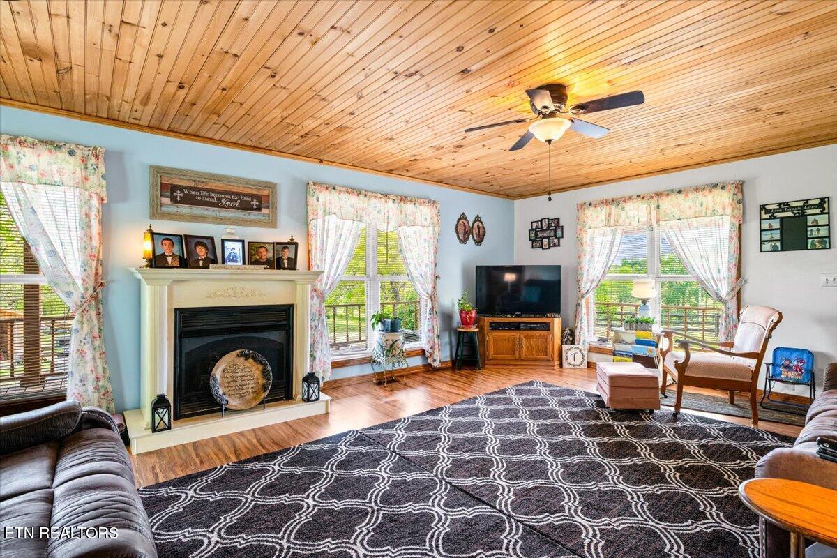 2670 Leatherwood Ford Road Jamestown TN 38556
