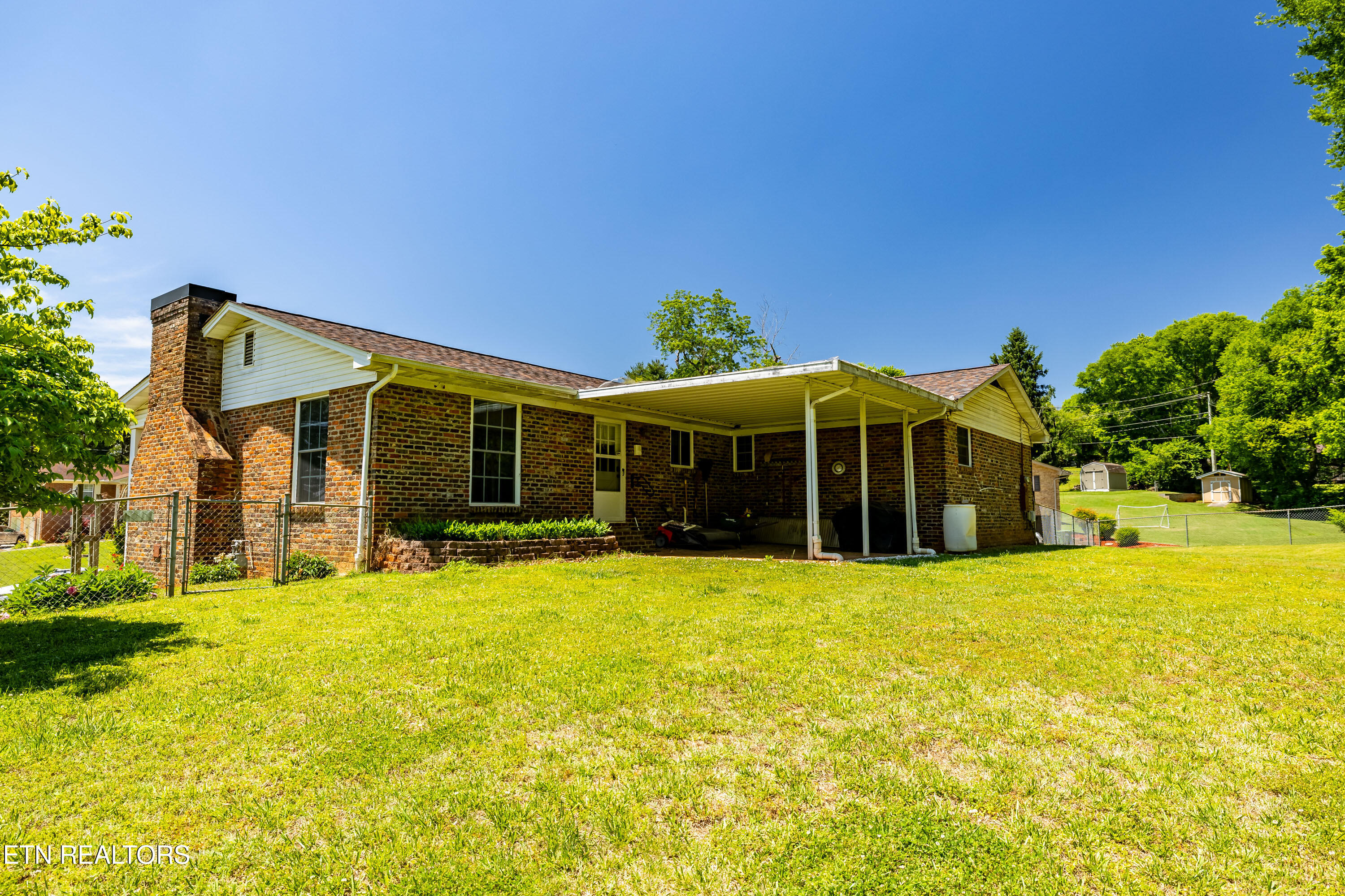 912 Windemere Circle Maryville TN 37804