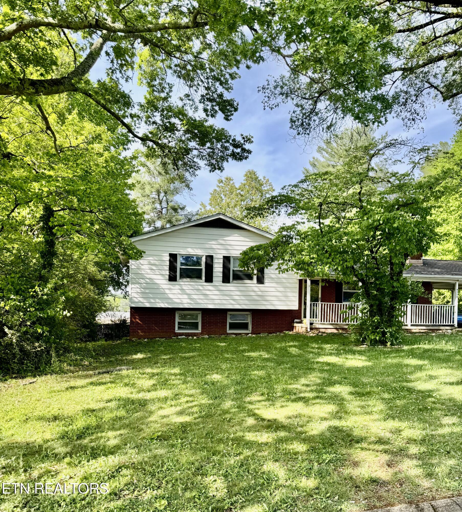 4324 Royalview Road Knoxville TN 37921
