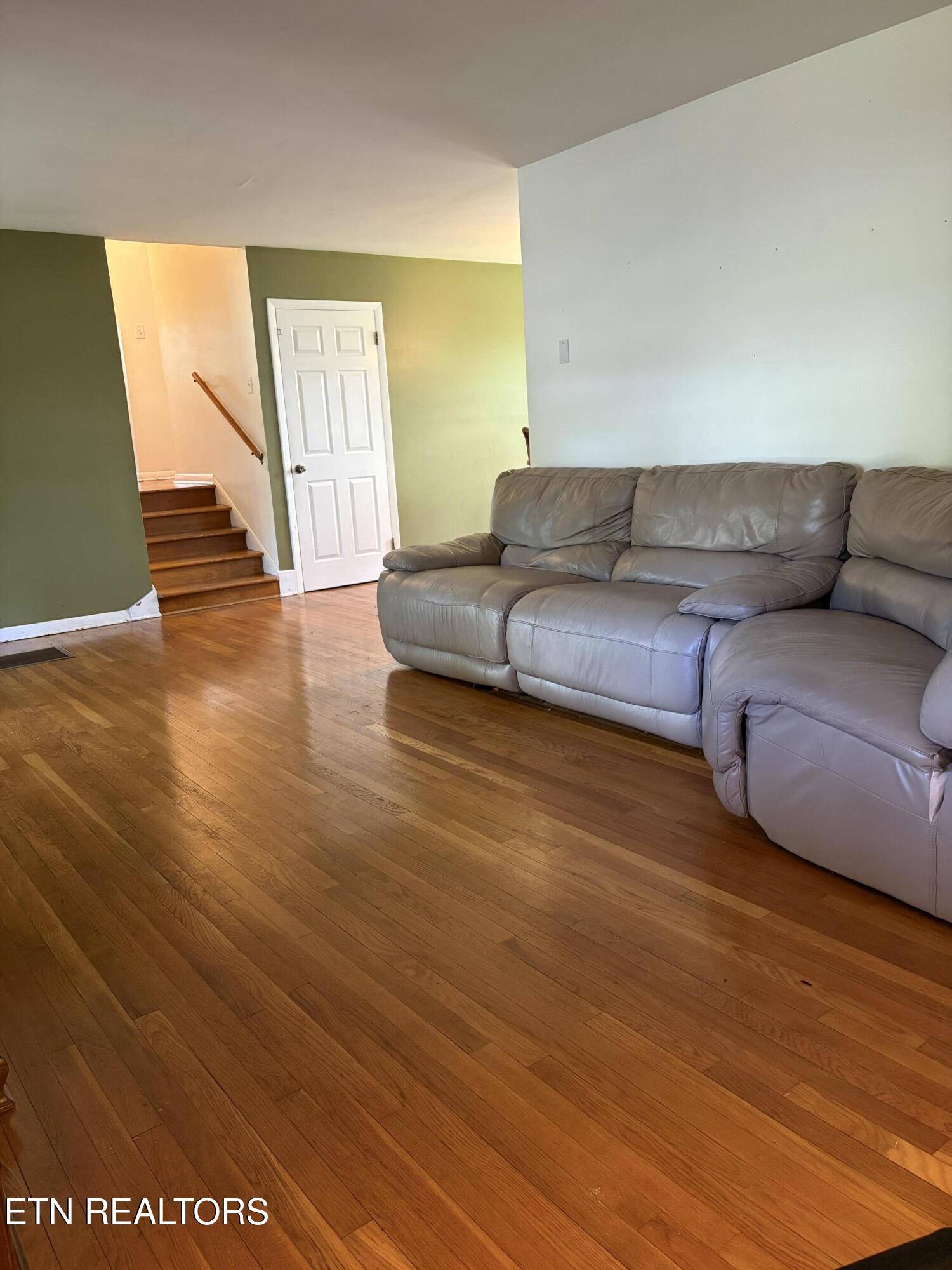 4324 Royalview Road Knoxville TN 37921