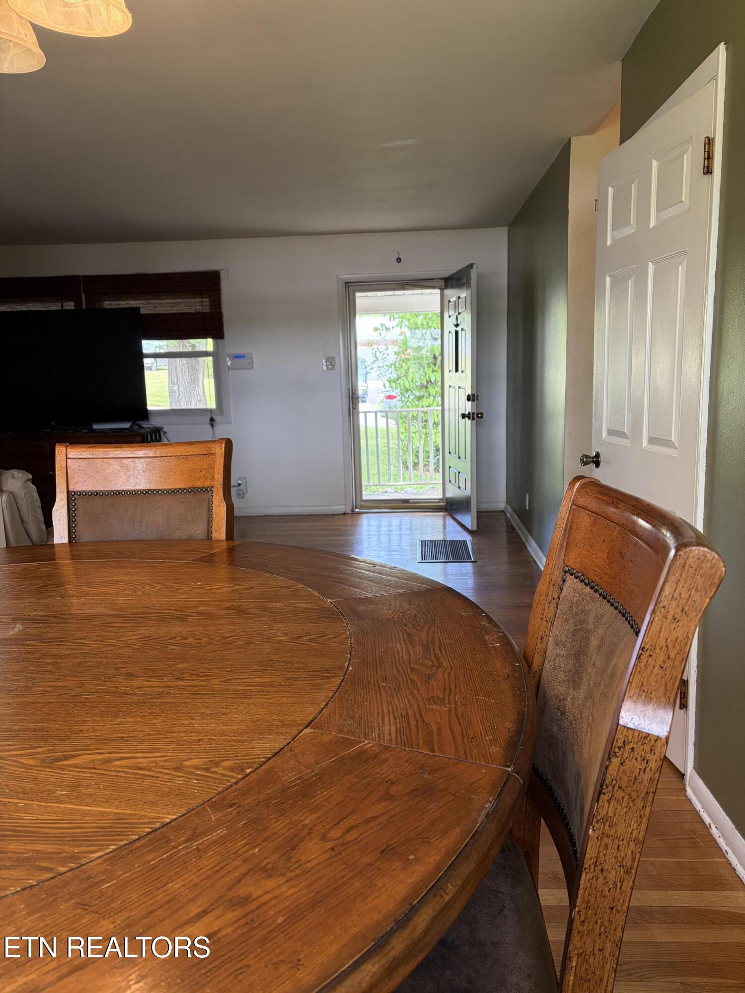 4324 Royalview Road Knoxville TN 37921
