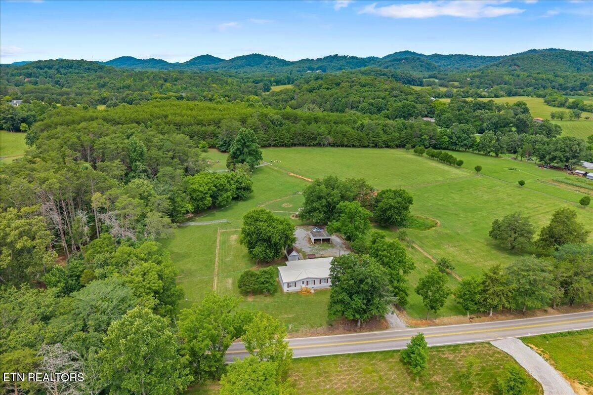 1091 Fairview Road Tellico Plains TN 37385
