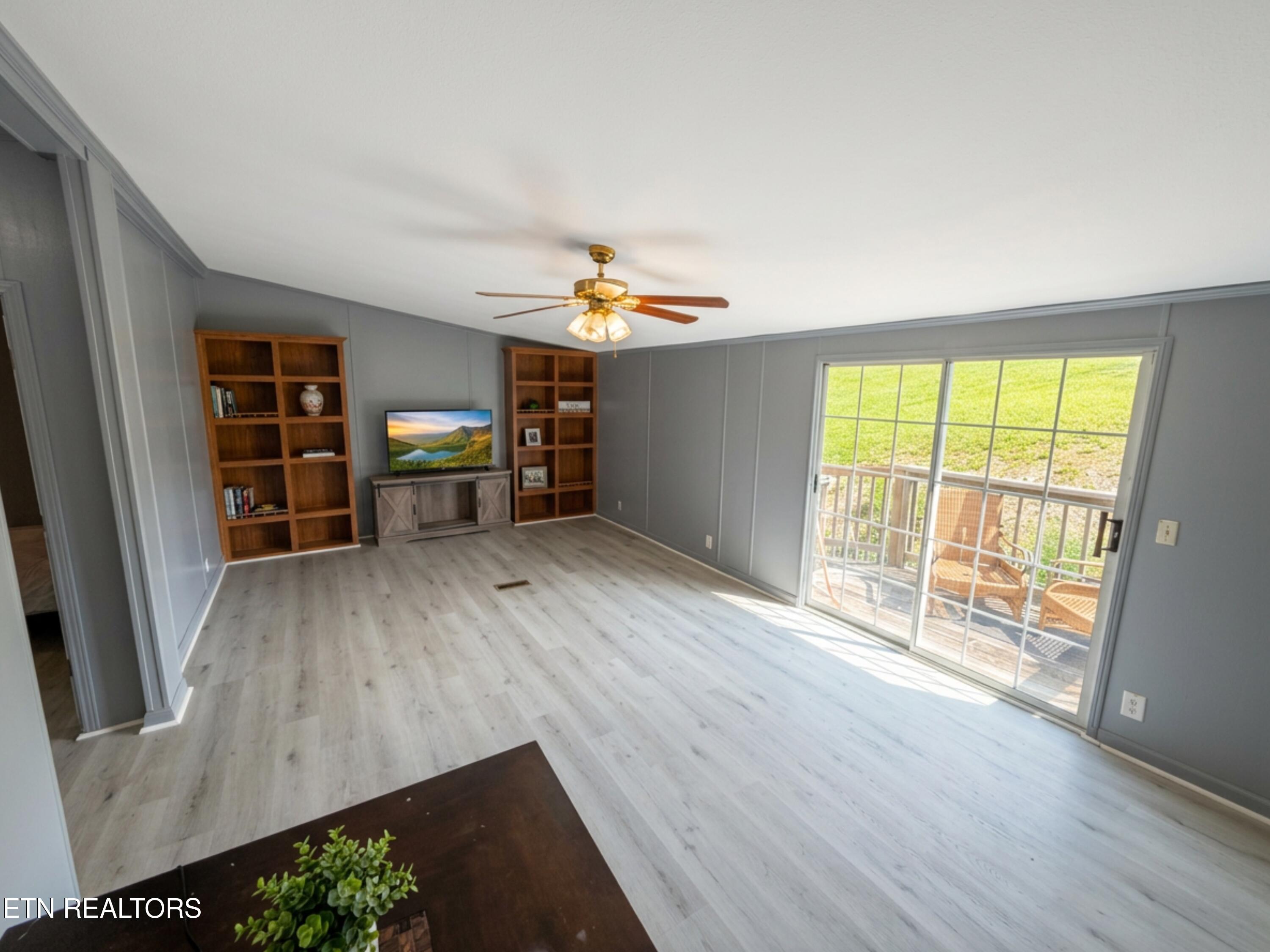 132 Fred King Lane Sevierville TN 37876