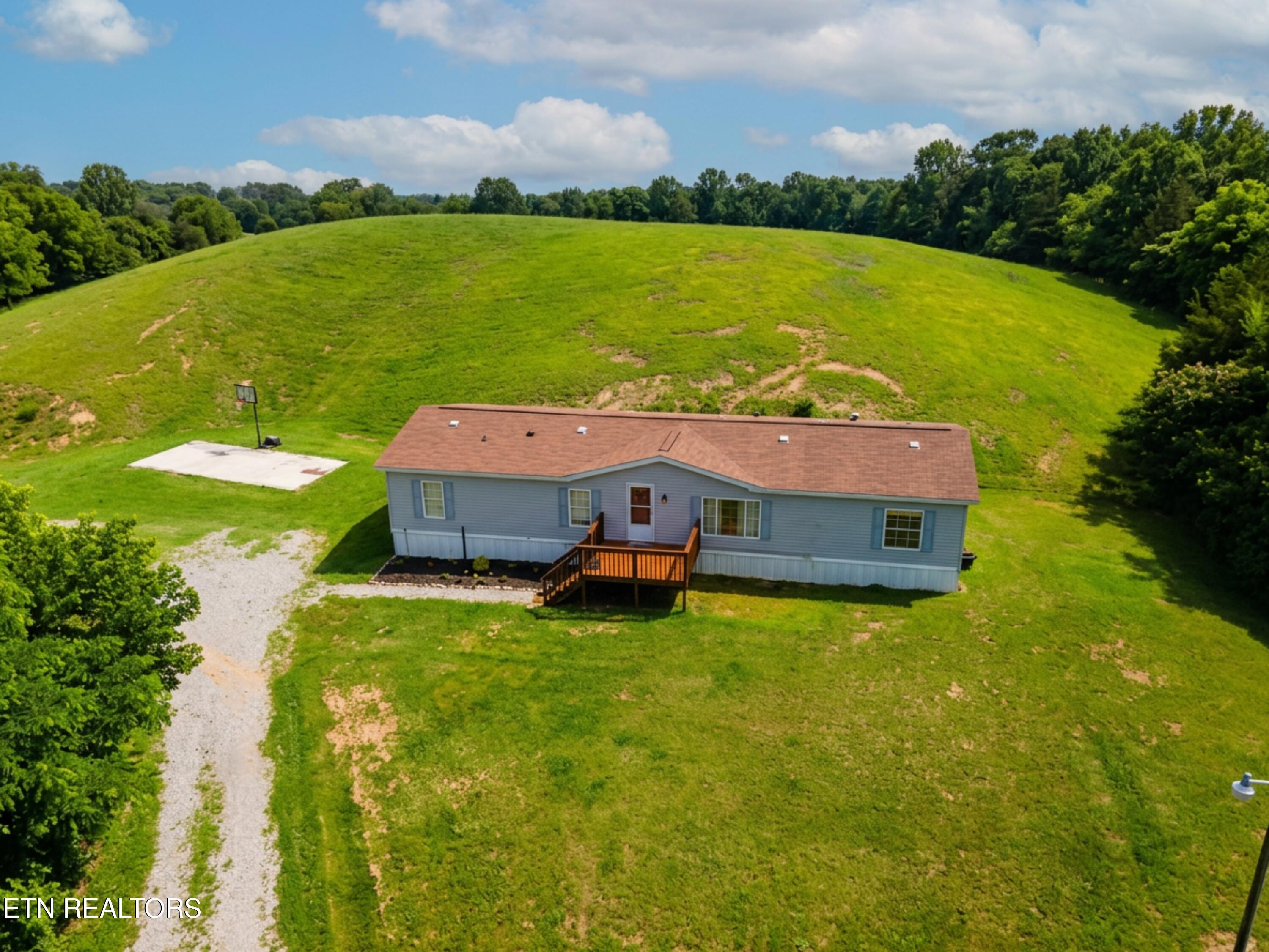 132 Fred King Lane Sevierville TN 37876