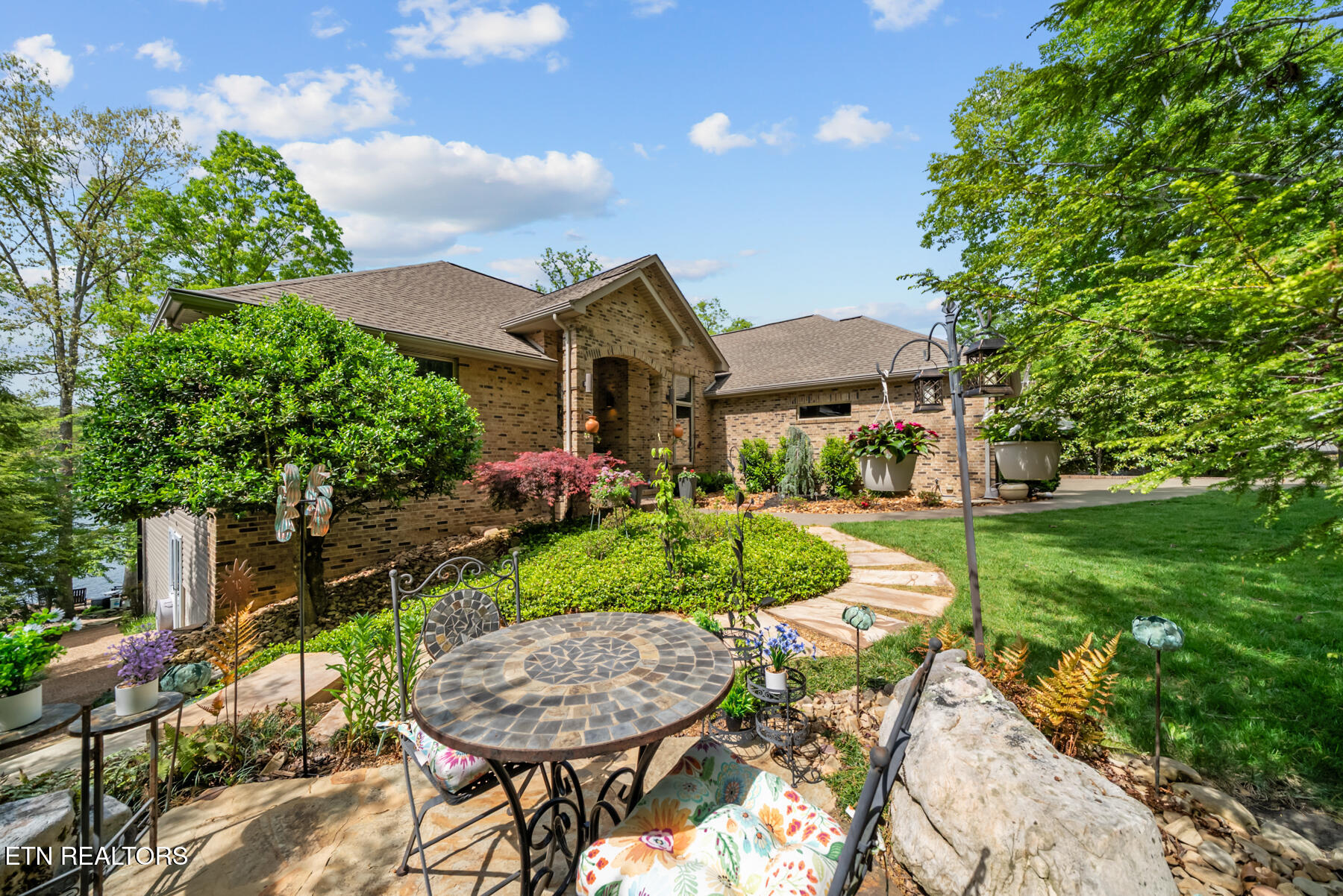 191 Markham Lane Crossville TN 38558