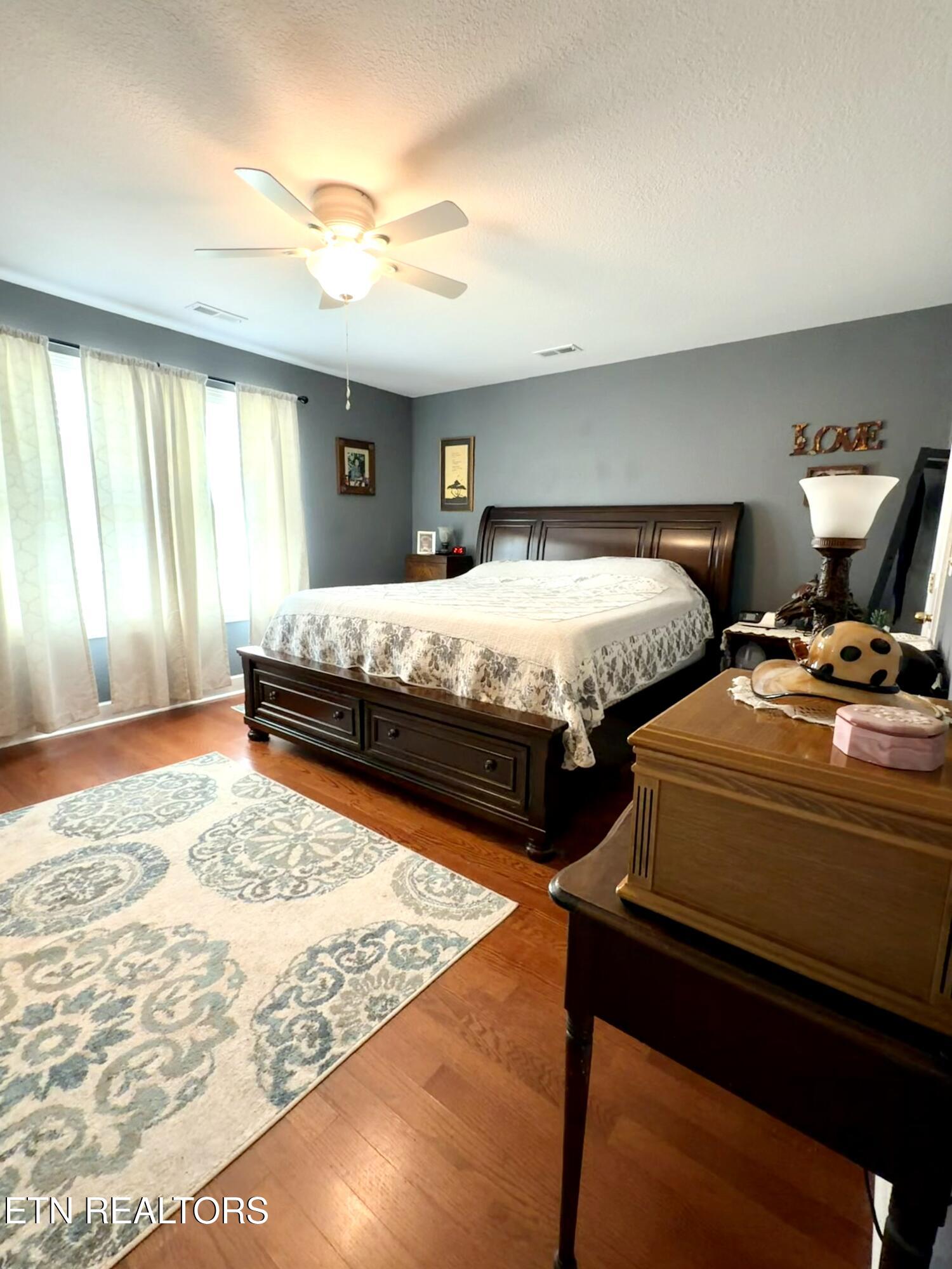 1049 Little Dogwood Road Kingston TN 37763