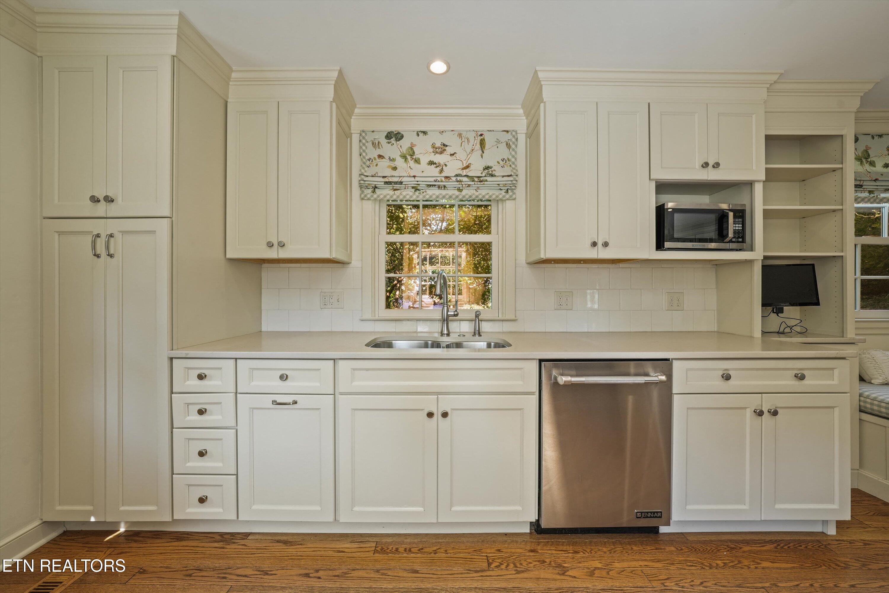 4544 Lyons View Pike Knoxville TN 37919