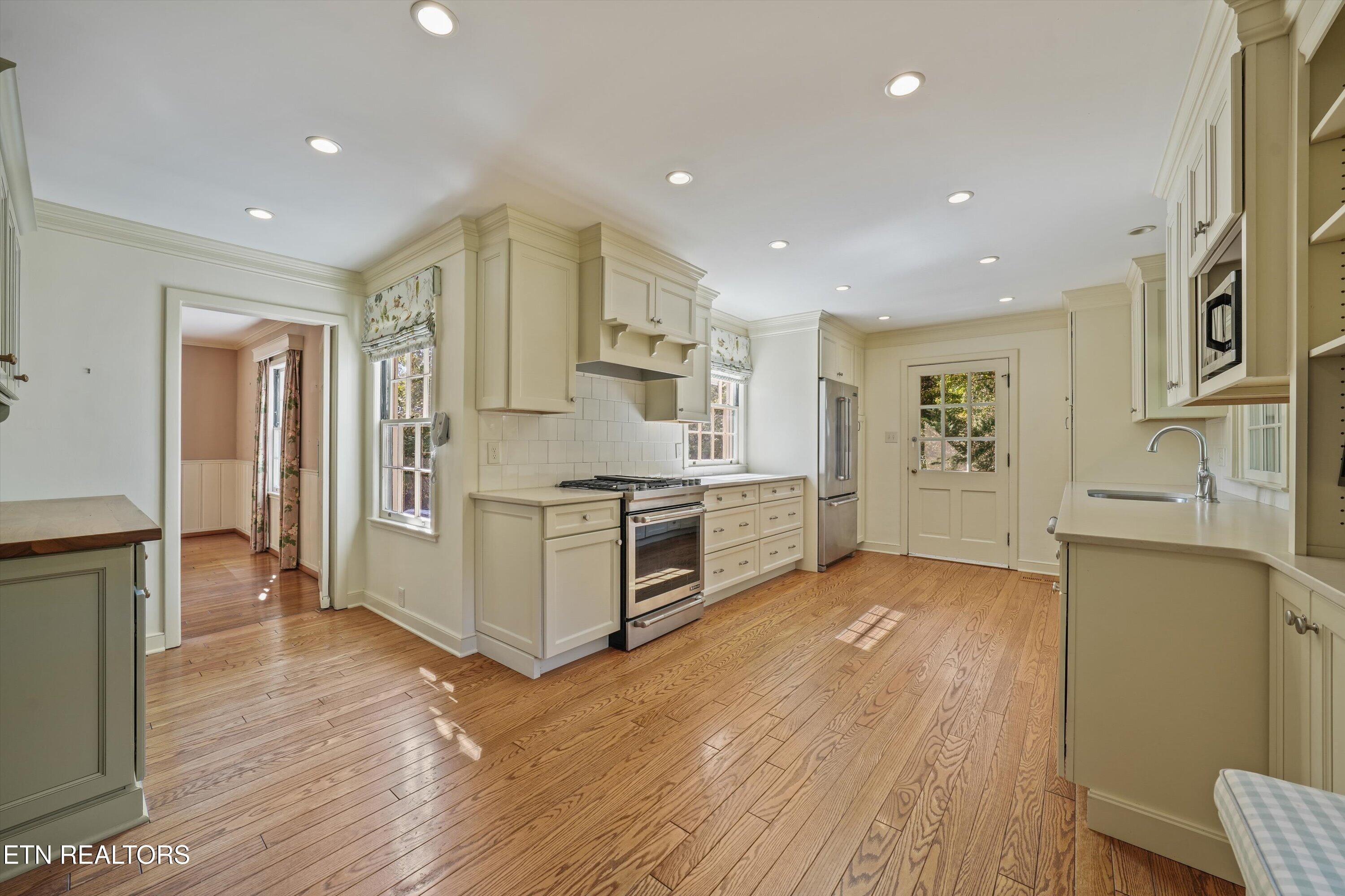 4544 Lyons View Pike Knoxville TN 37919