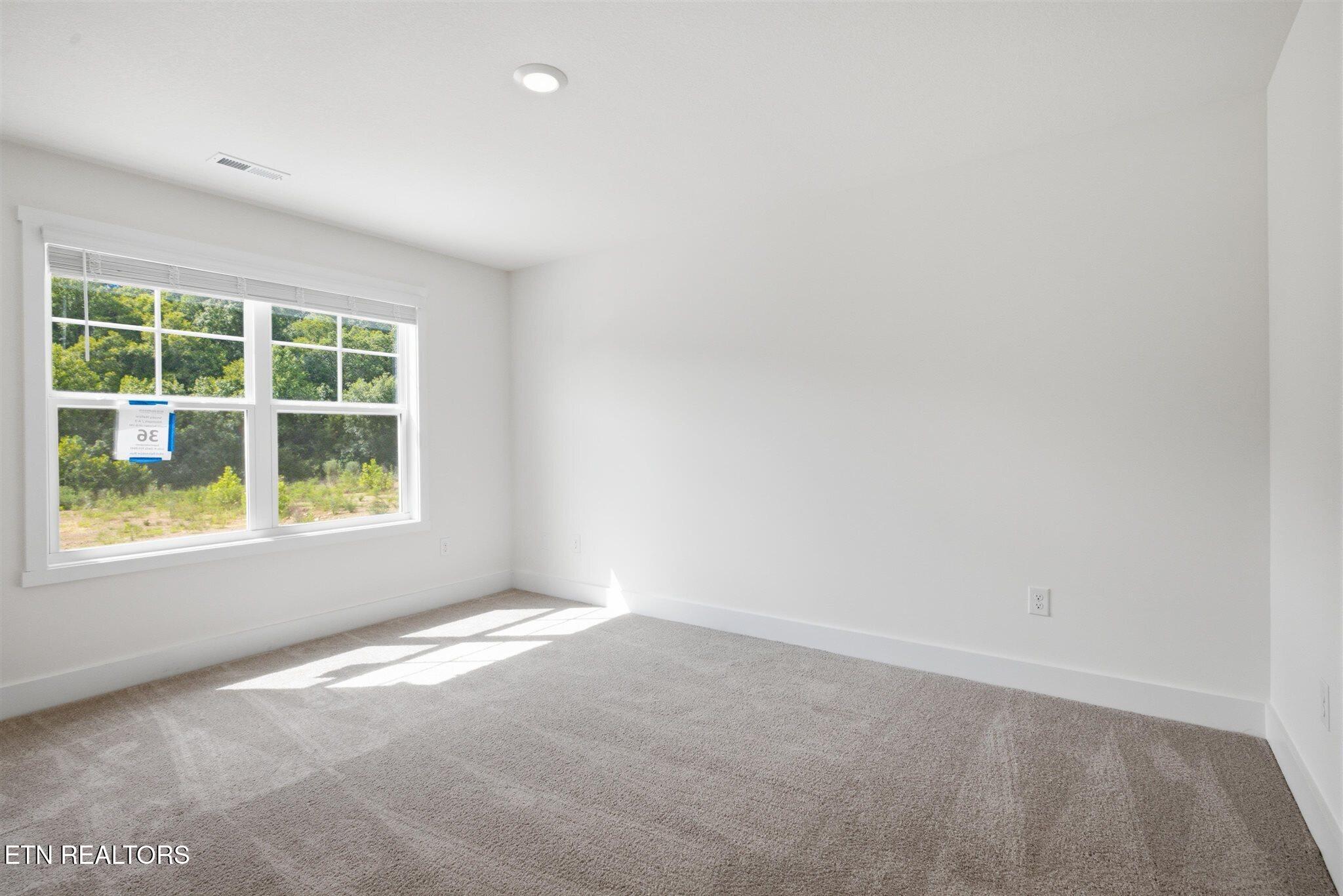 1414 Relaxation Run Sevierville TN 37876