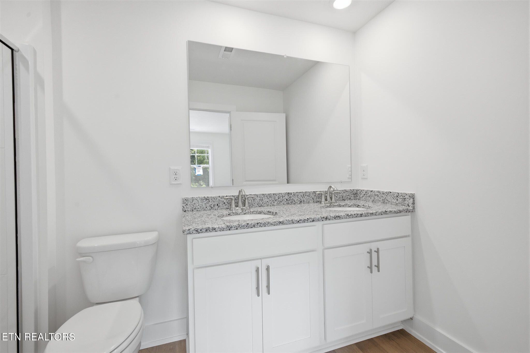 1414 Relaxation Run Sevierville TN 37876