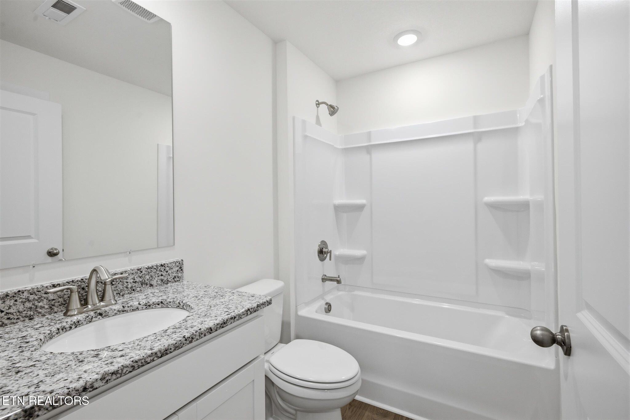 1414 Relaxation Run Sevierville TN 37876