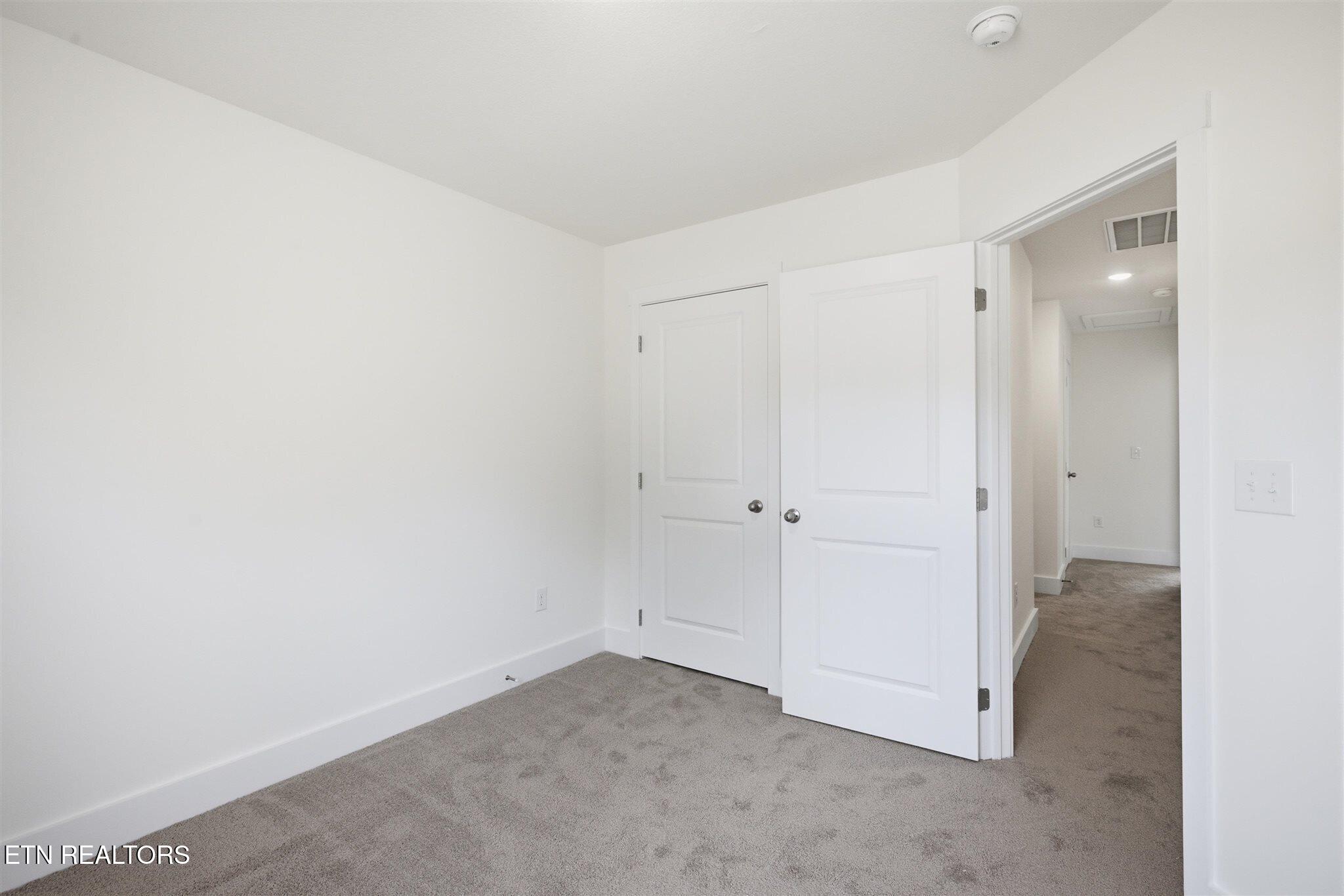 1414 Relaxation Run Sevierville TN 37876