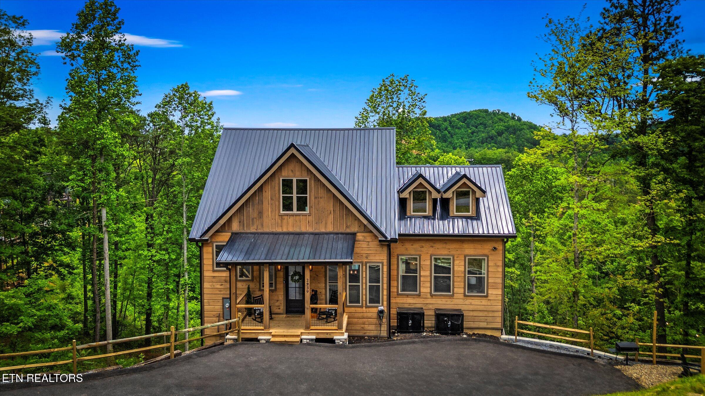 2939 Lightning Strike Drive Sevierville TN 37862