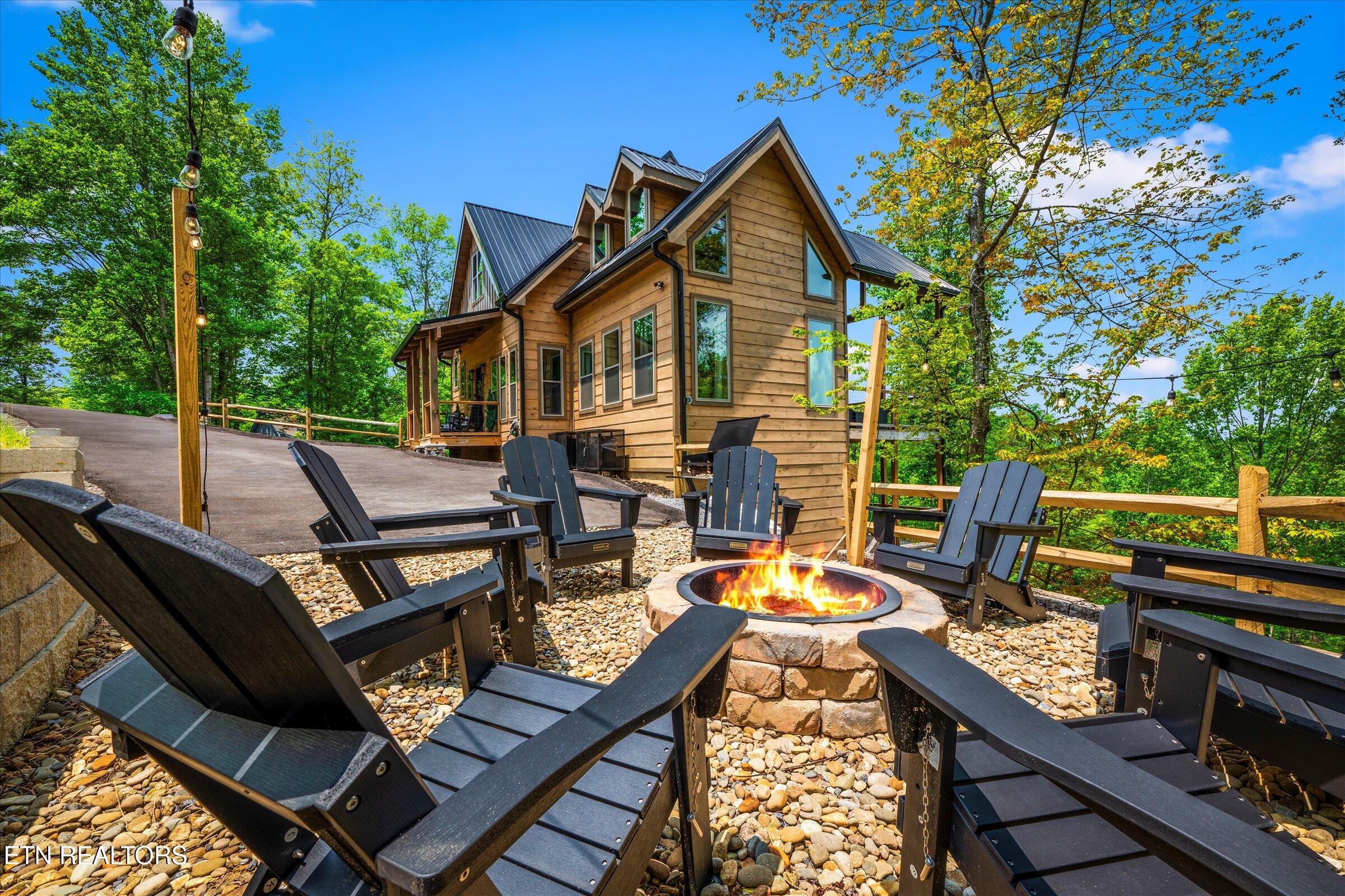 2939 Lightning Strike Drive Sevierville TN 37862
