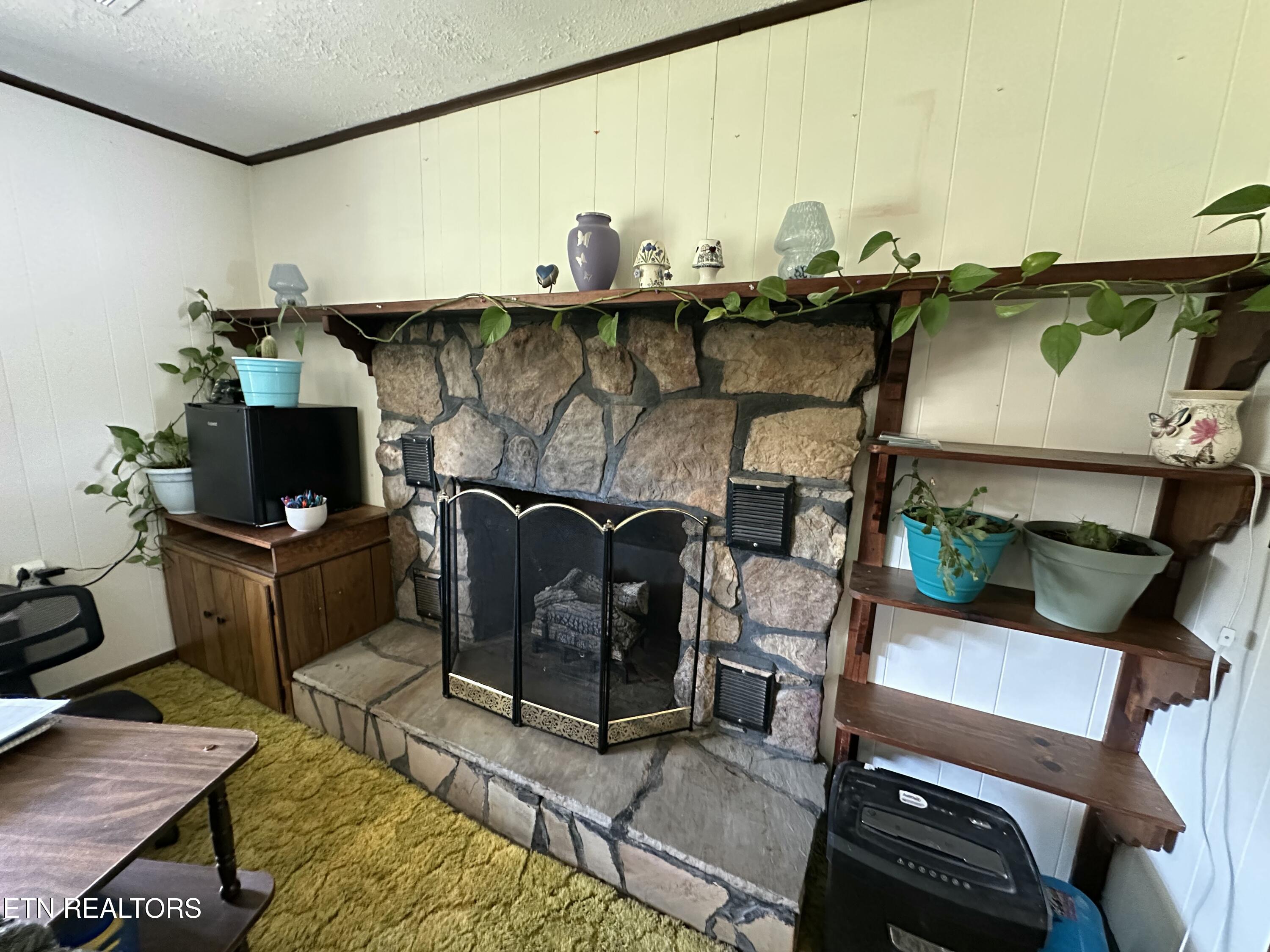 2854 Airport Road Oakdale TN 37829