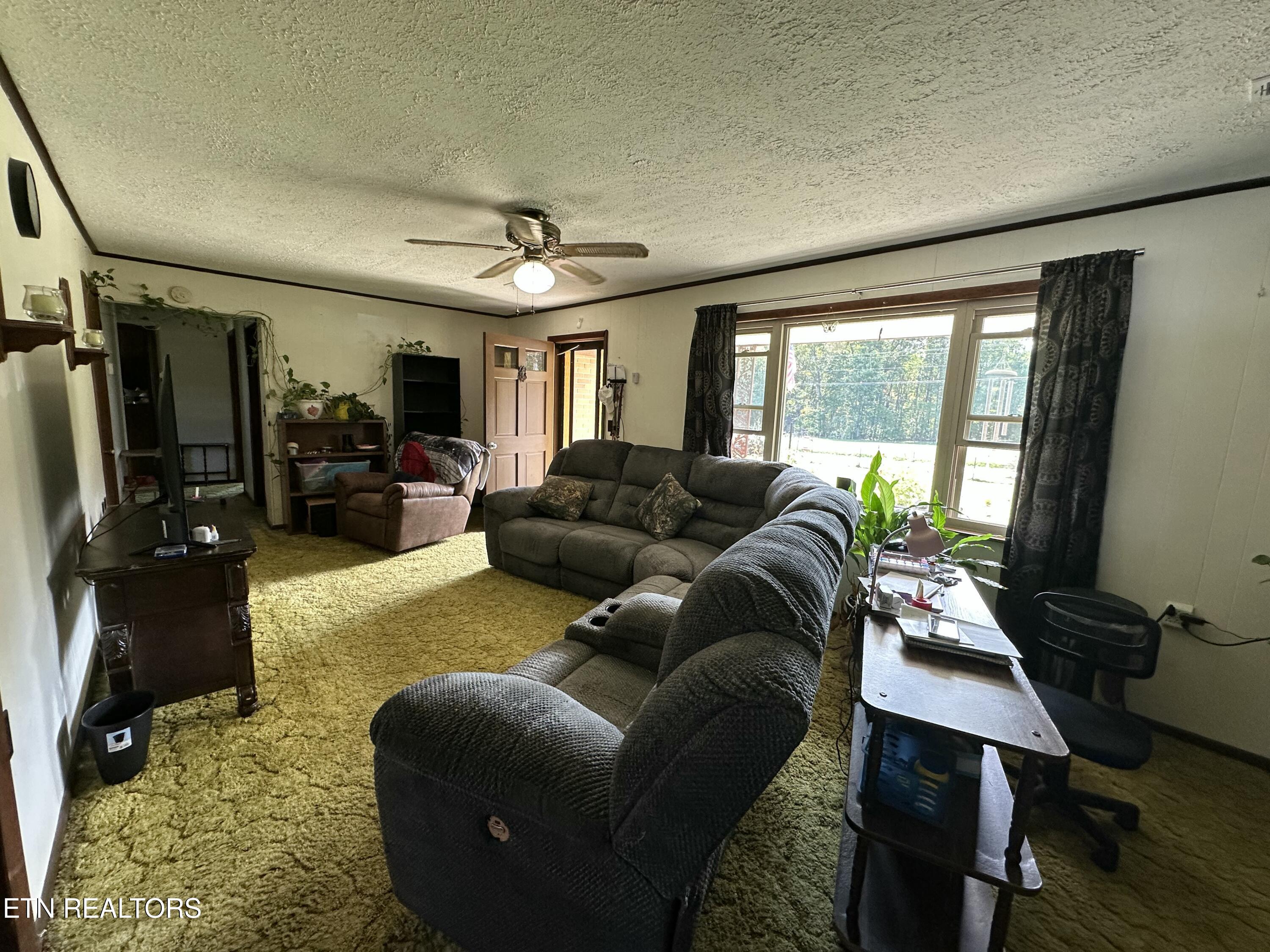 2854 Airport Road Oakdale TN 37829