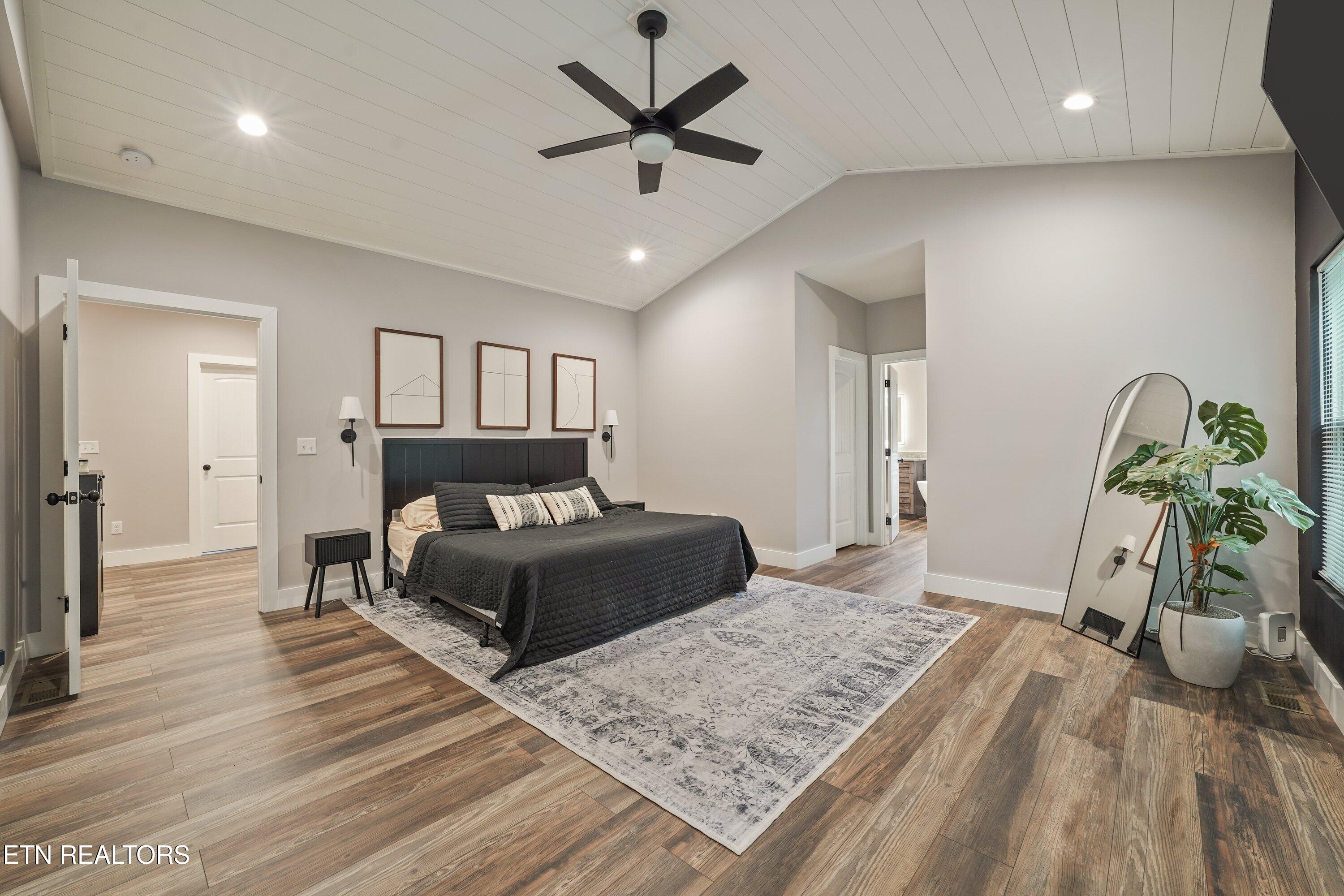 964 Deerwood Drive Dandridge TN 37725
