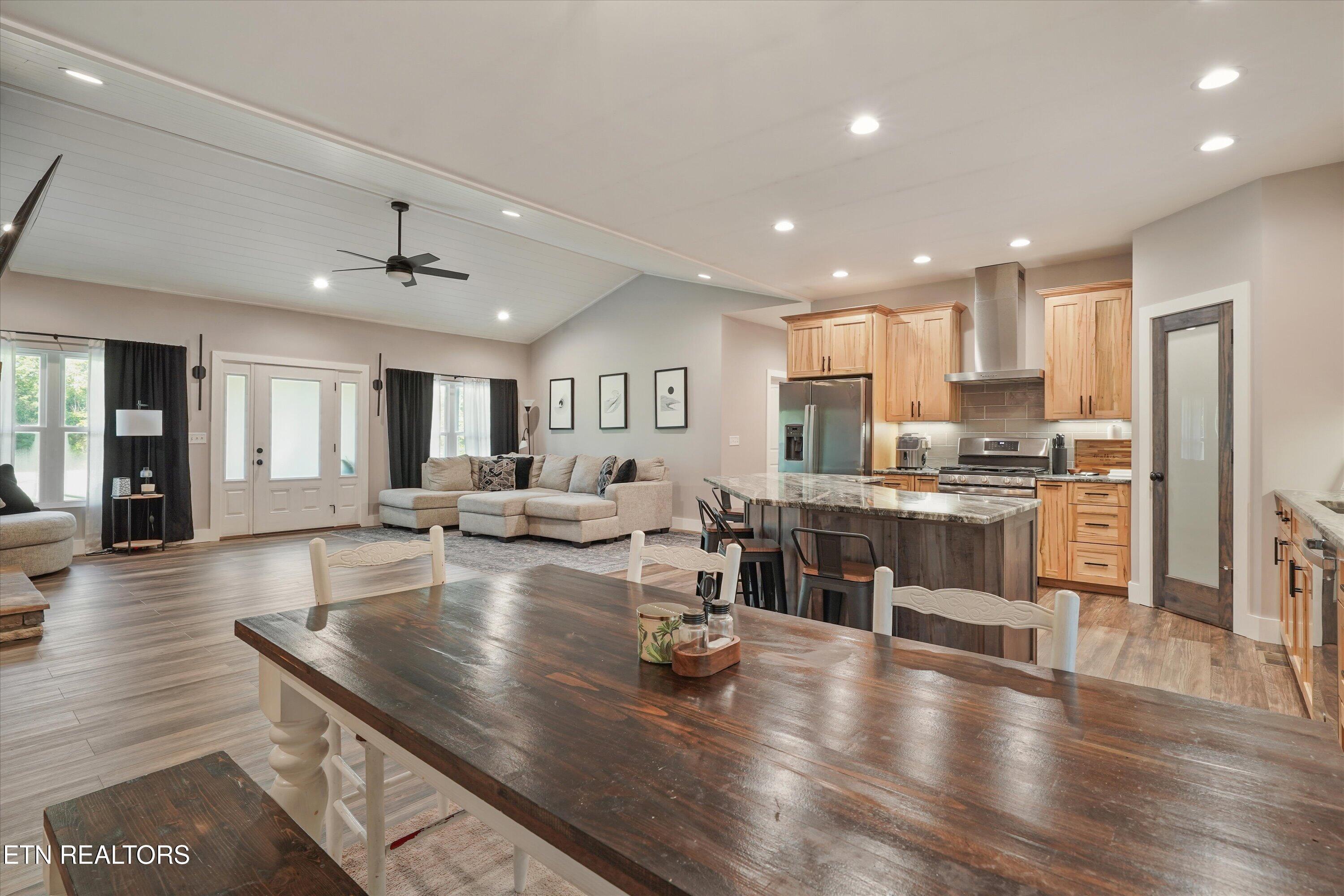 964 Deerwood Drive Dandridge TN 37725