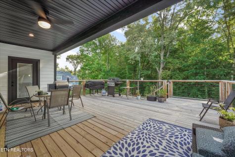 964 Deerwood Drive Dandridge TN 37725