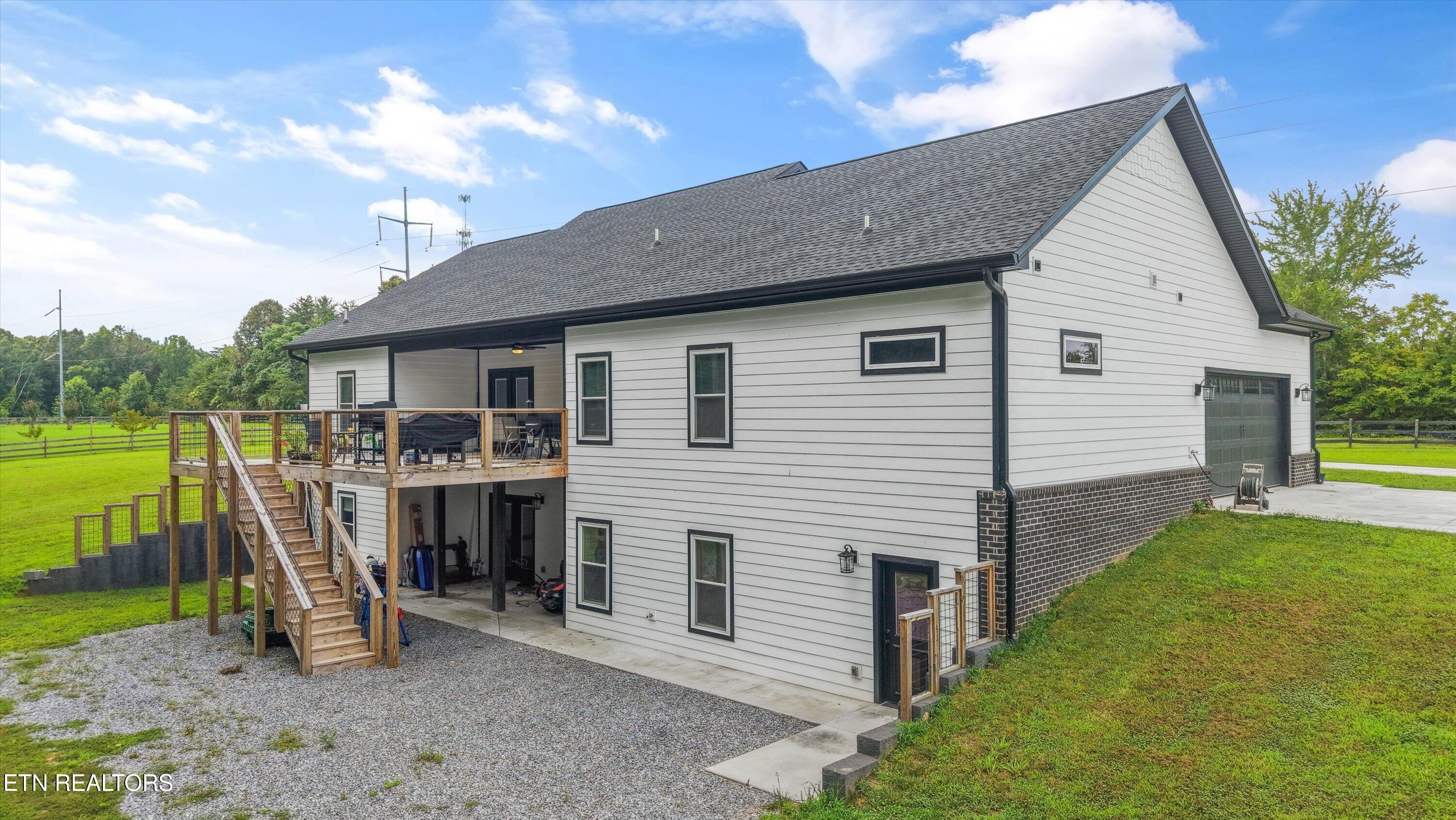 964 Deerwood Drive Dandridge TN 37725