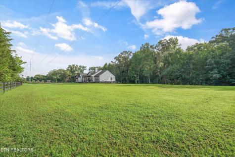 964 Deerwood Drive Dandridge TN 37725