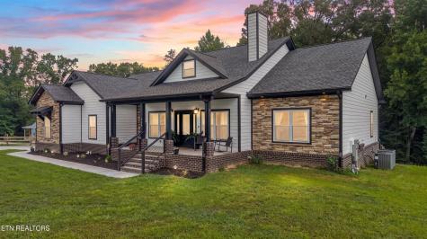 964 Deerwood Drive Dandridge TN 37725