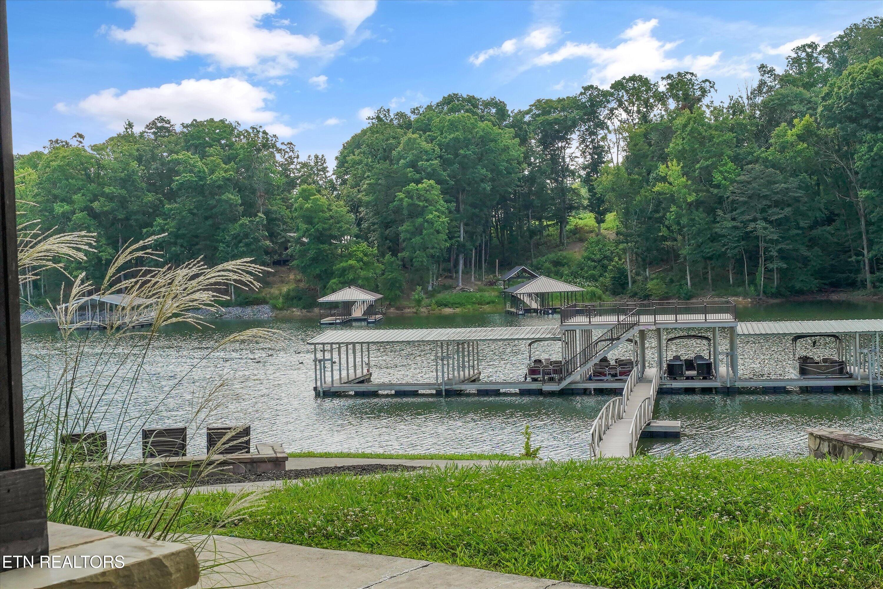 964 Deerwood Drive Dandridge TN 37725