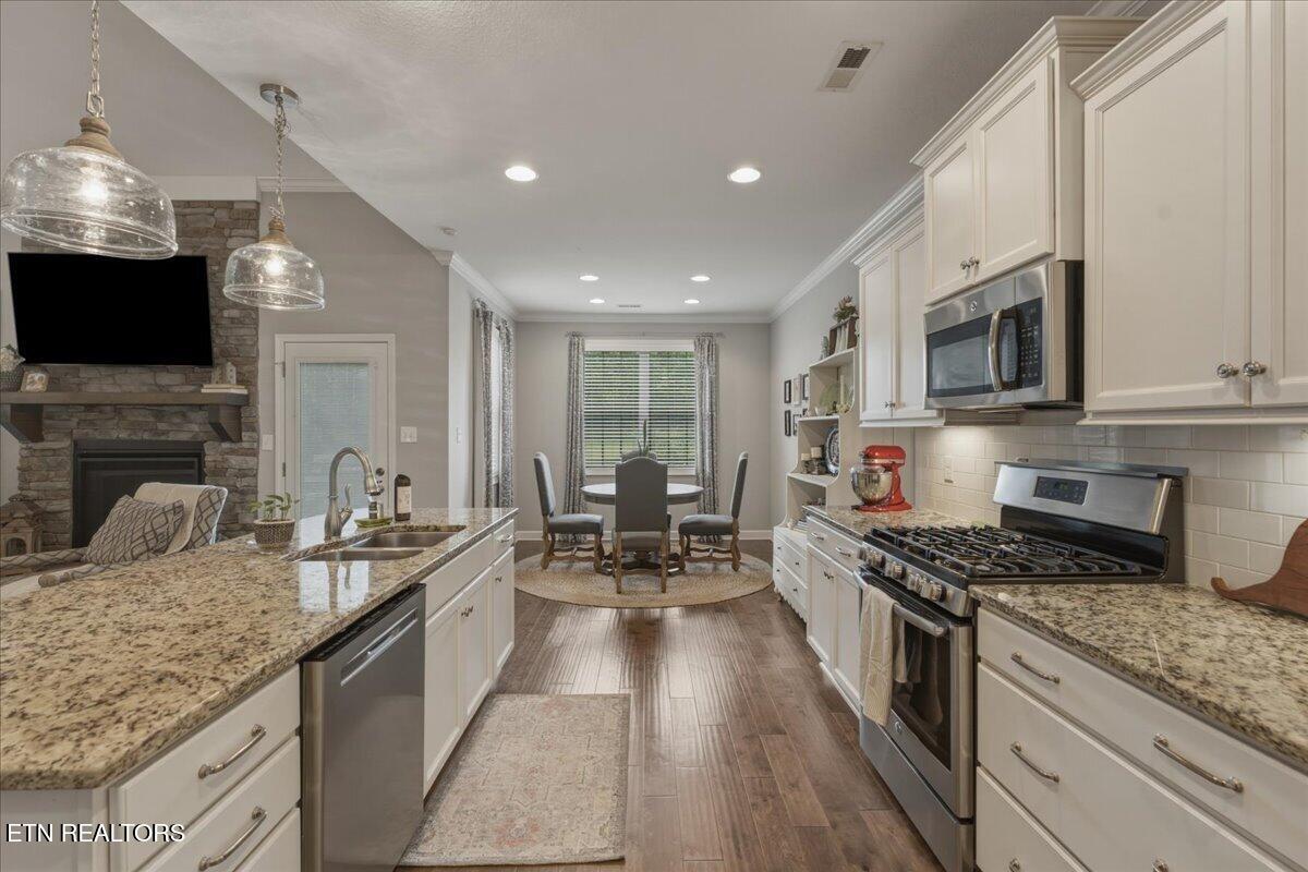 2220 Villa Garden Way Knoxville TN 37932