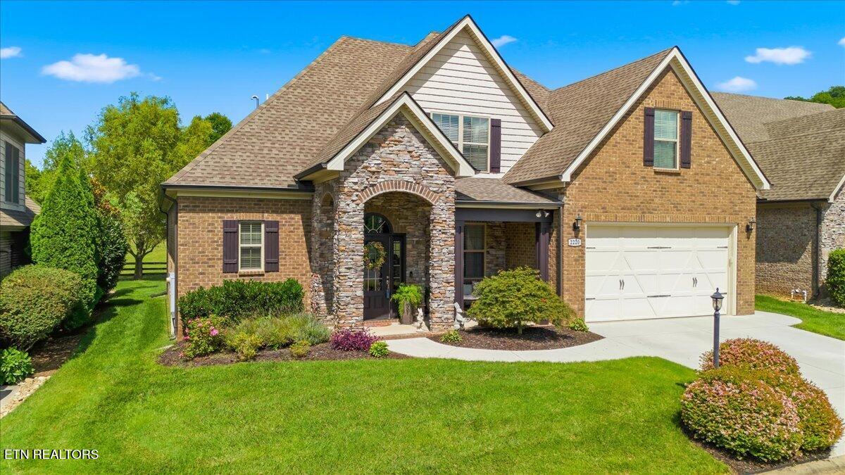 2220 Villa Garden Way Knoxville TN 37932