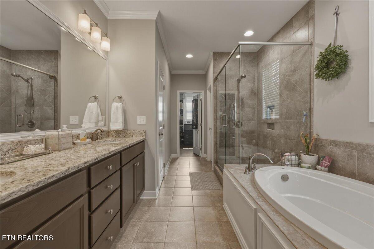 2220 Villa Garden Way Knoxville TN 37932