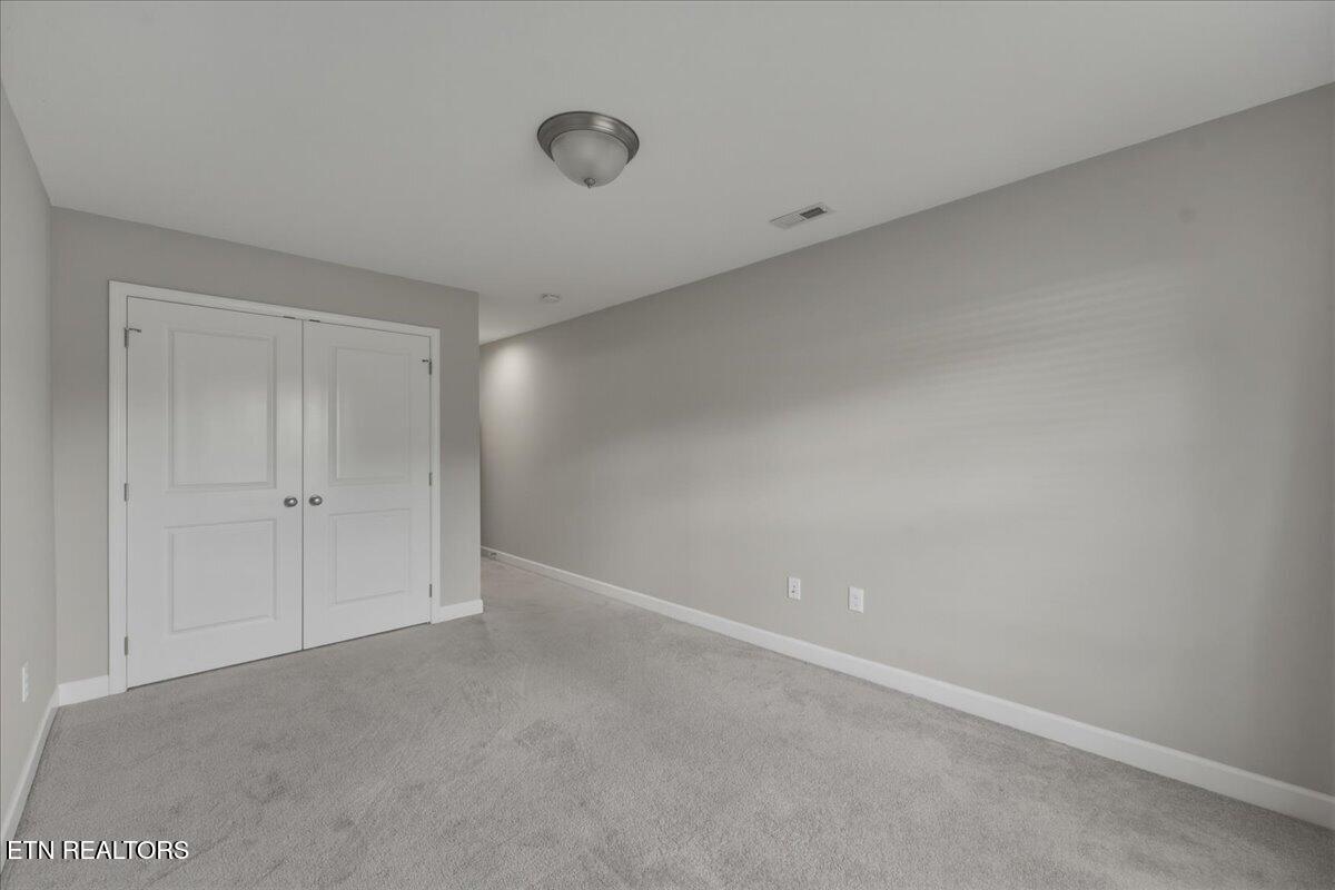 2220 Villa Garden Way Knoxville TN 37932