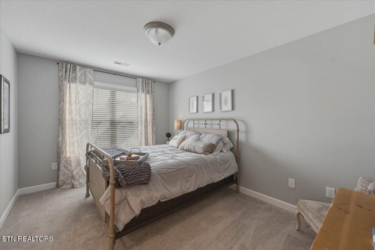 2220 Villa Garden Way Knoxville TN 37932