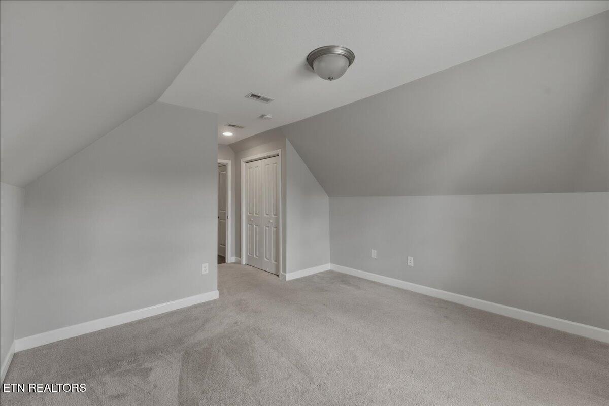 2220 Villa Garden Way Knoxville TN 37932