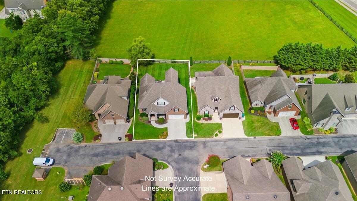2220 Villa Garden Way Knoxville TN 37932