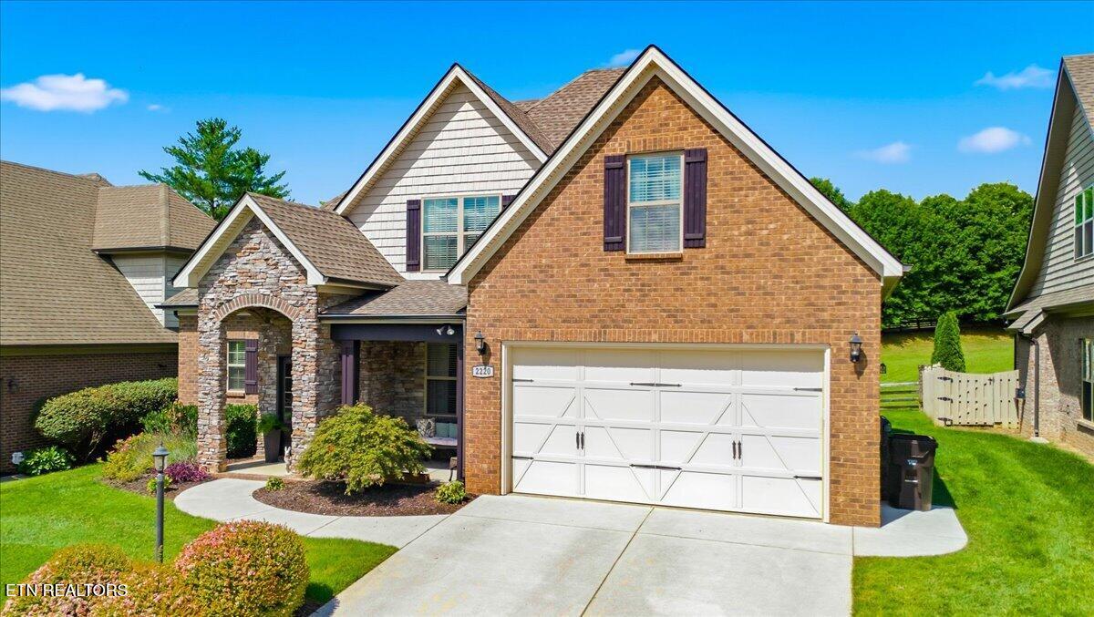 2220 Villa Garden Way Knoxville TN 37932