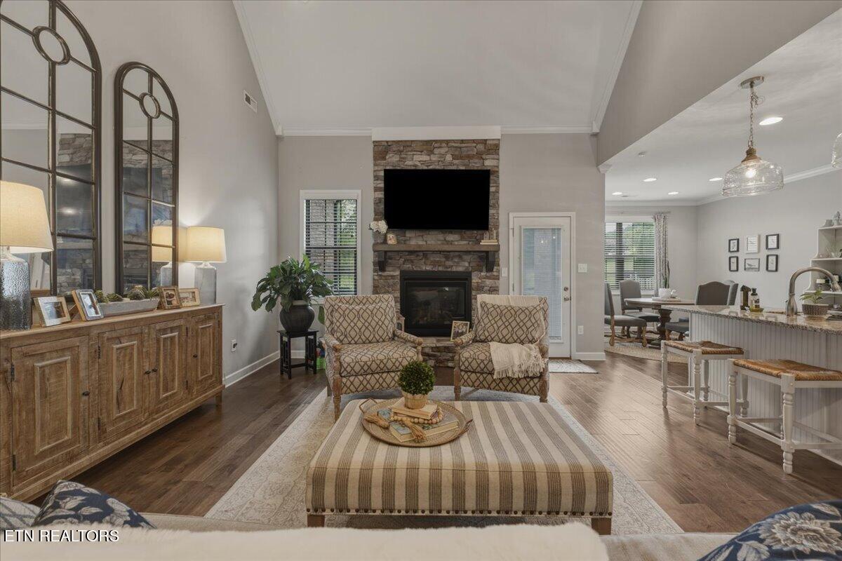 2220 Villa Garden Way Knoxville TN 37932
