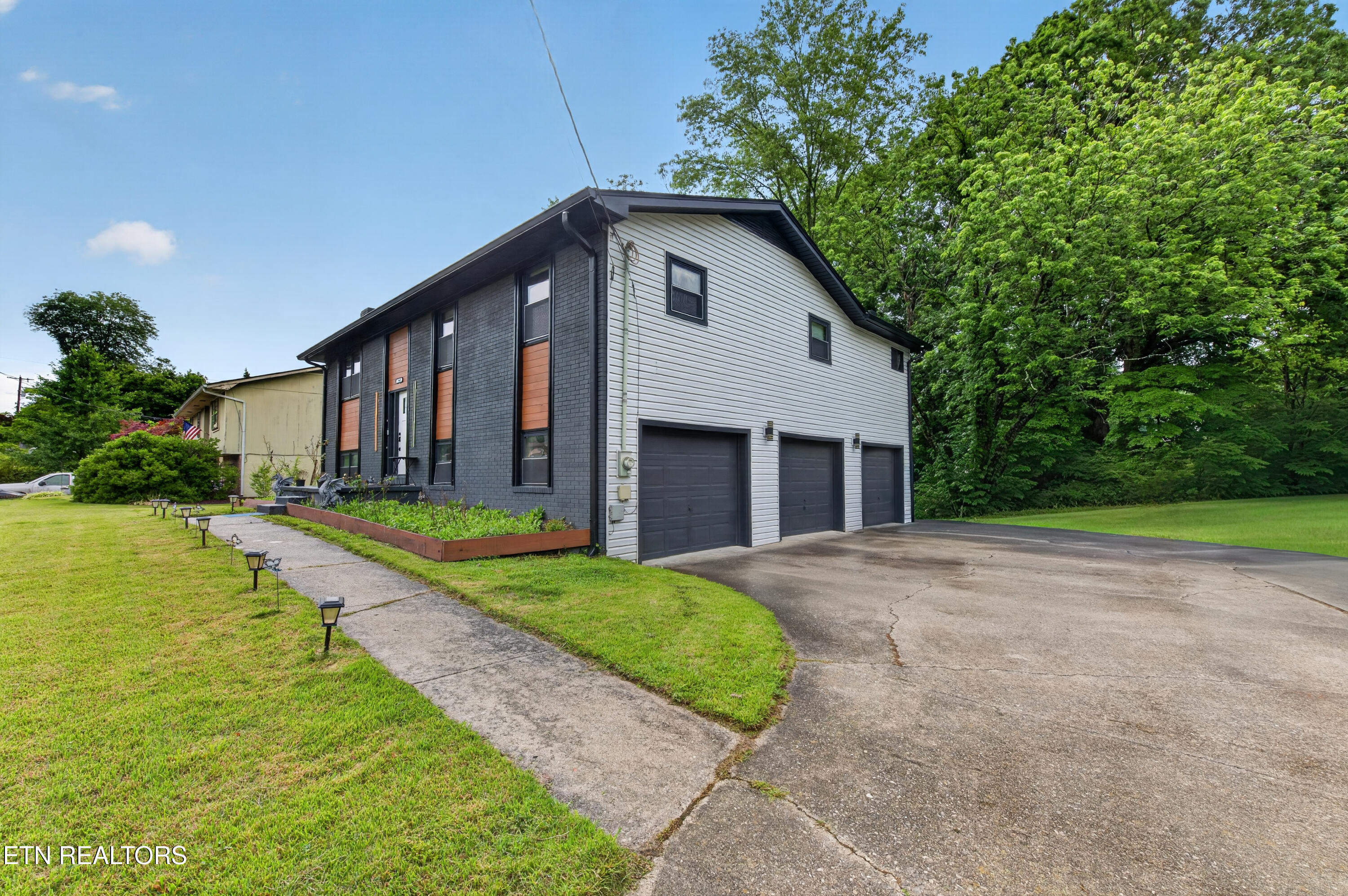 2904 NE Gordon Place Knoxville TN 37918