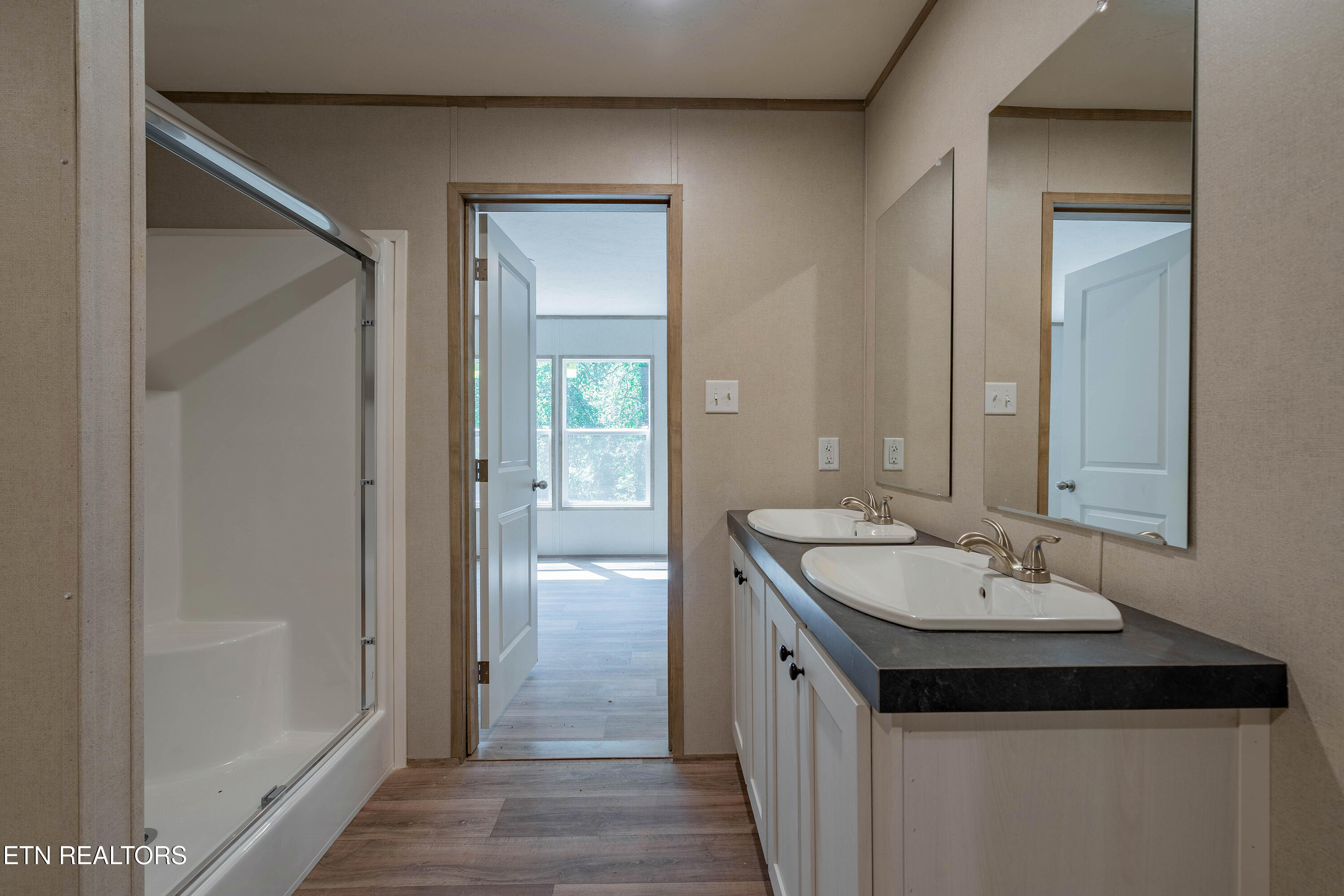 358 Valley Drive Loudon TN 37774