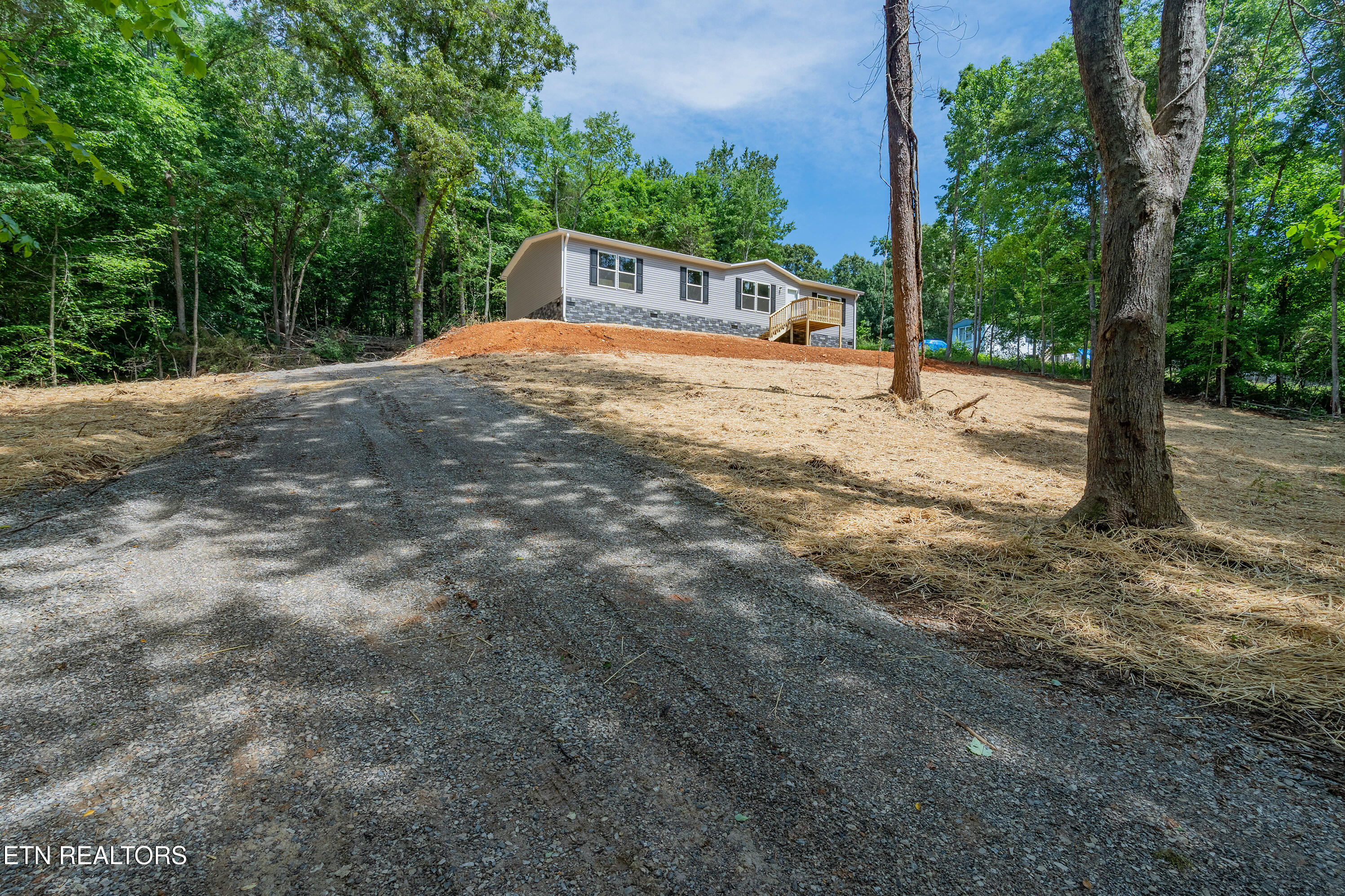 358 Valley Drive Loudon TN 37774