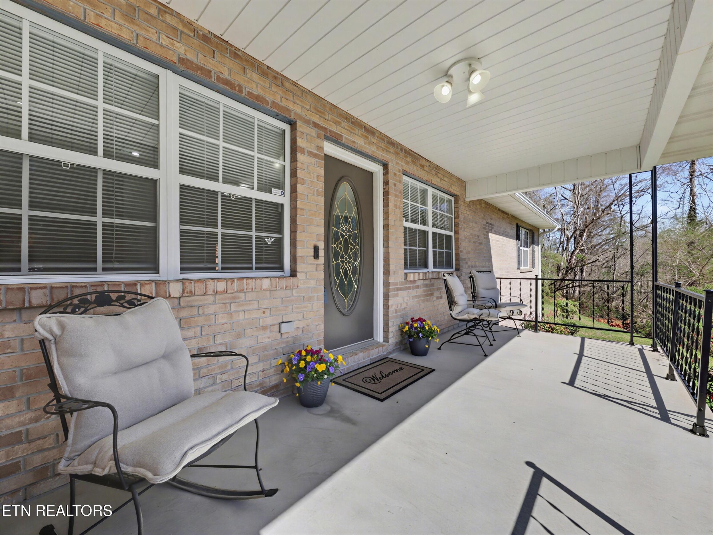 786 Pine Mountain Road Pigeon Forge TN 37863