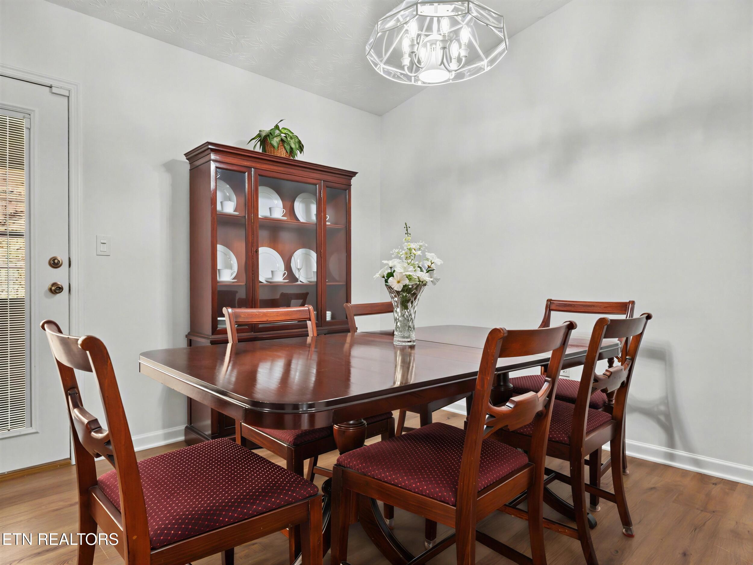 786 Pine Mountain Road Pigeon Forge TN 37863