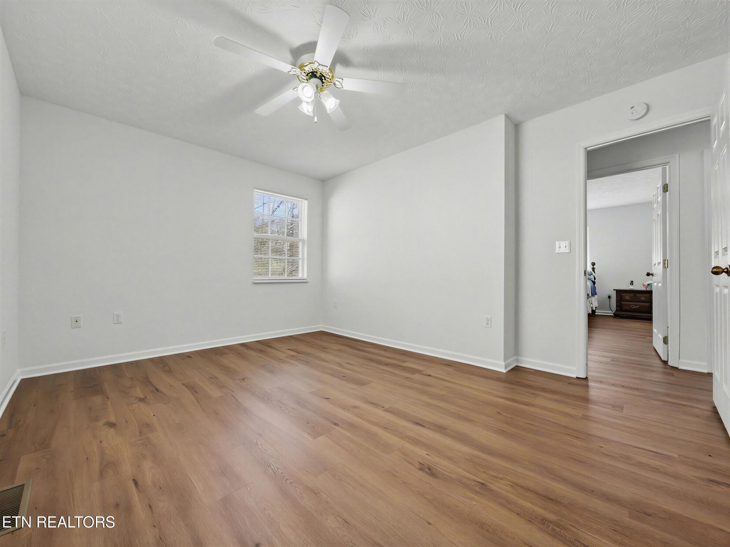 786 Pine Mountain Road Pigeon Forge TN 37863