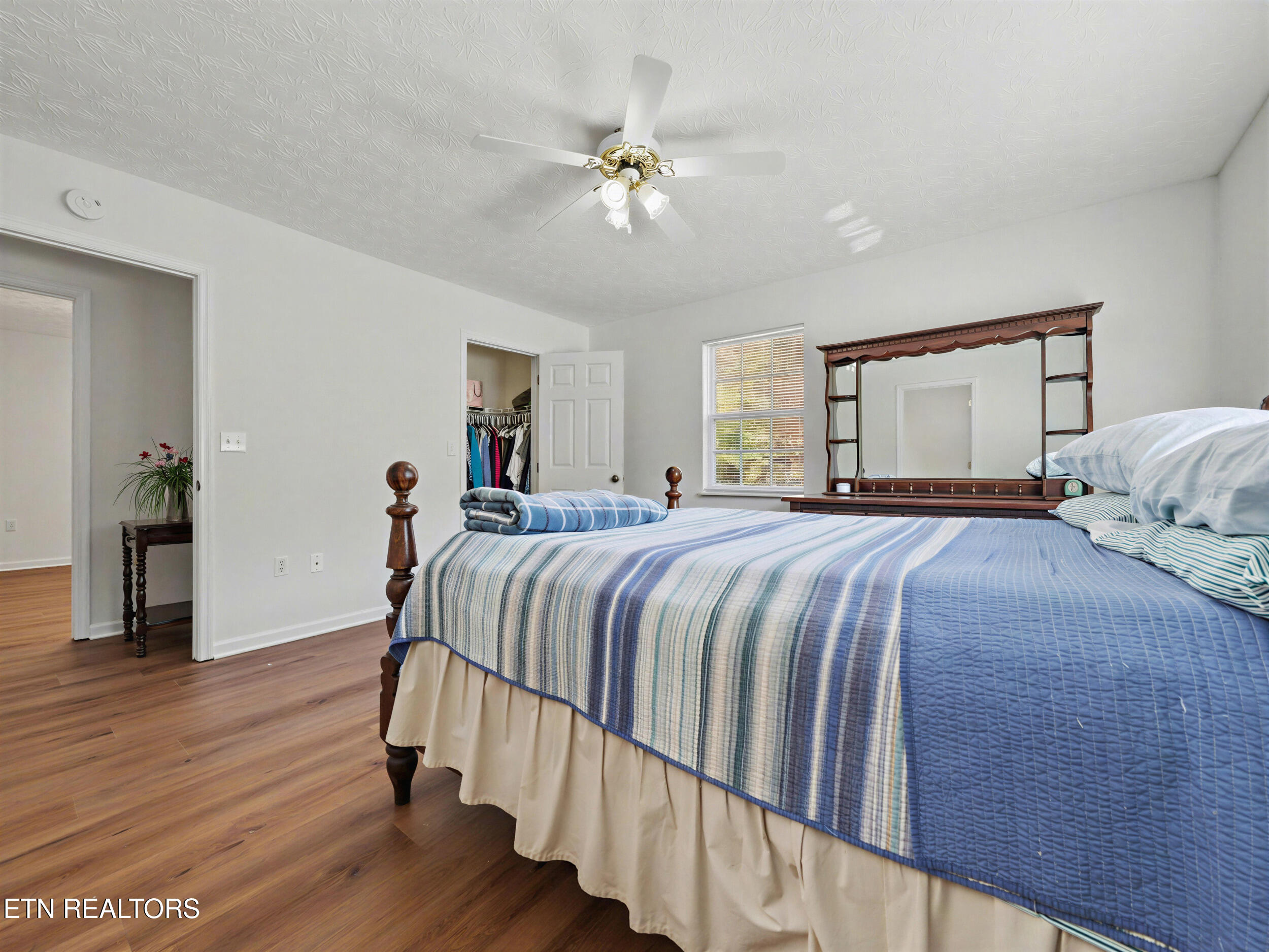 786 Pine Mountain Road Pigeon Forge TN 37863