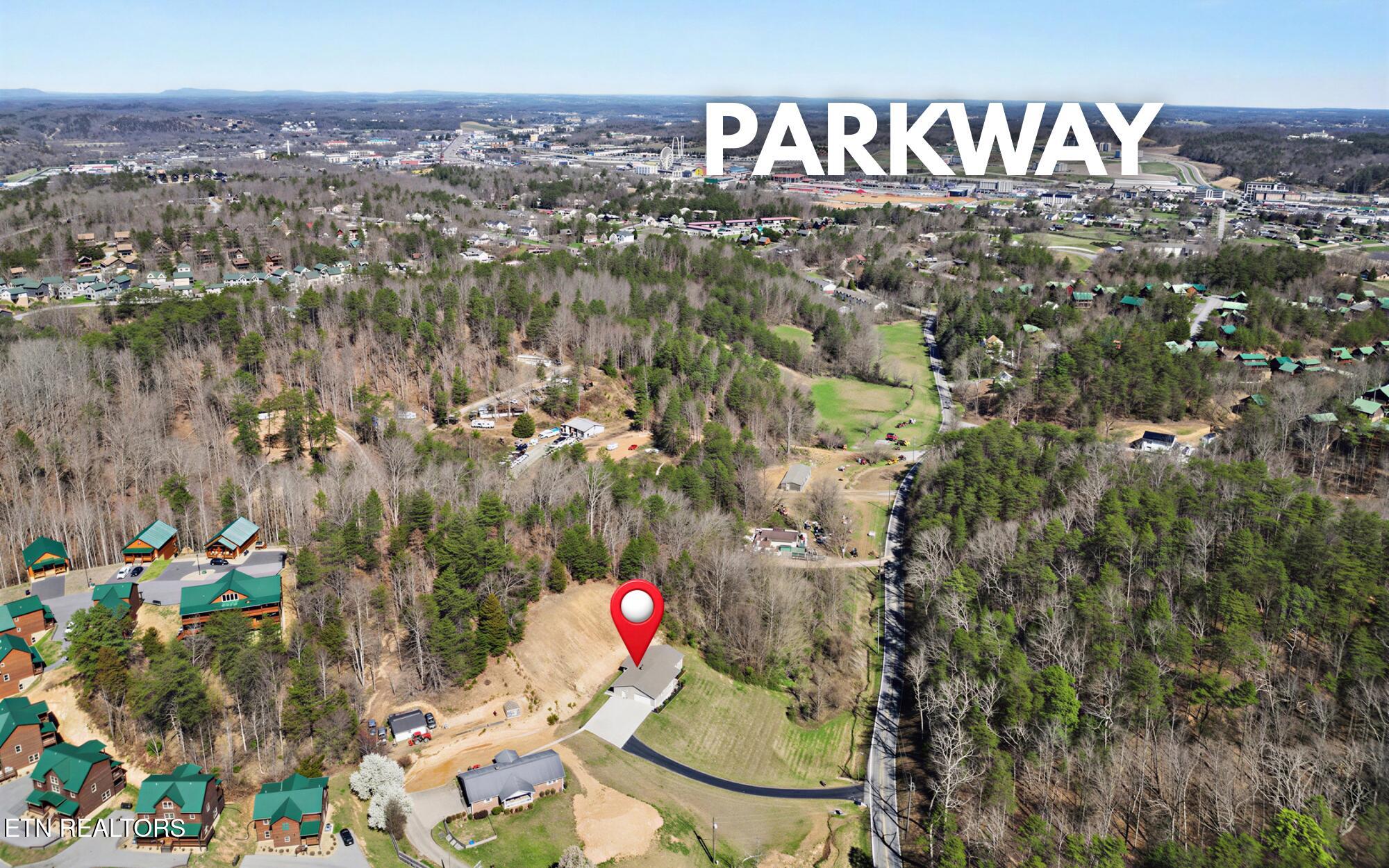 786 Pine Mountain Road Pigeon Forge TN 37863