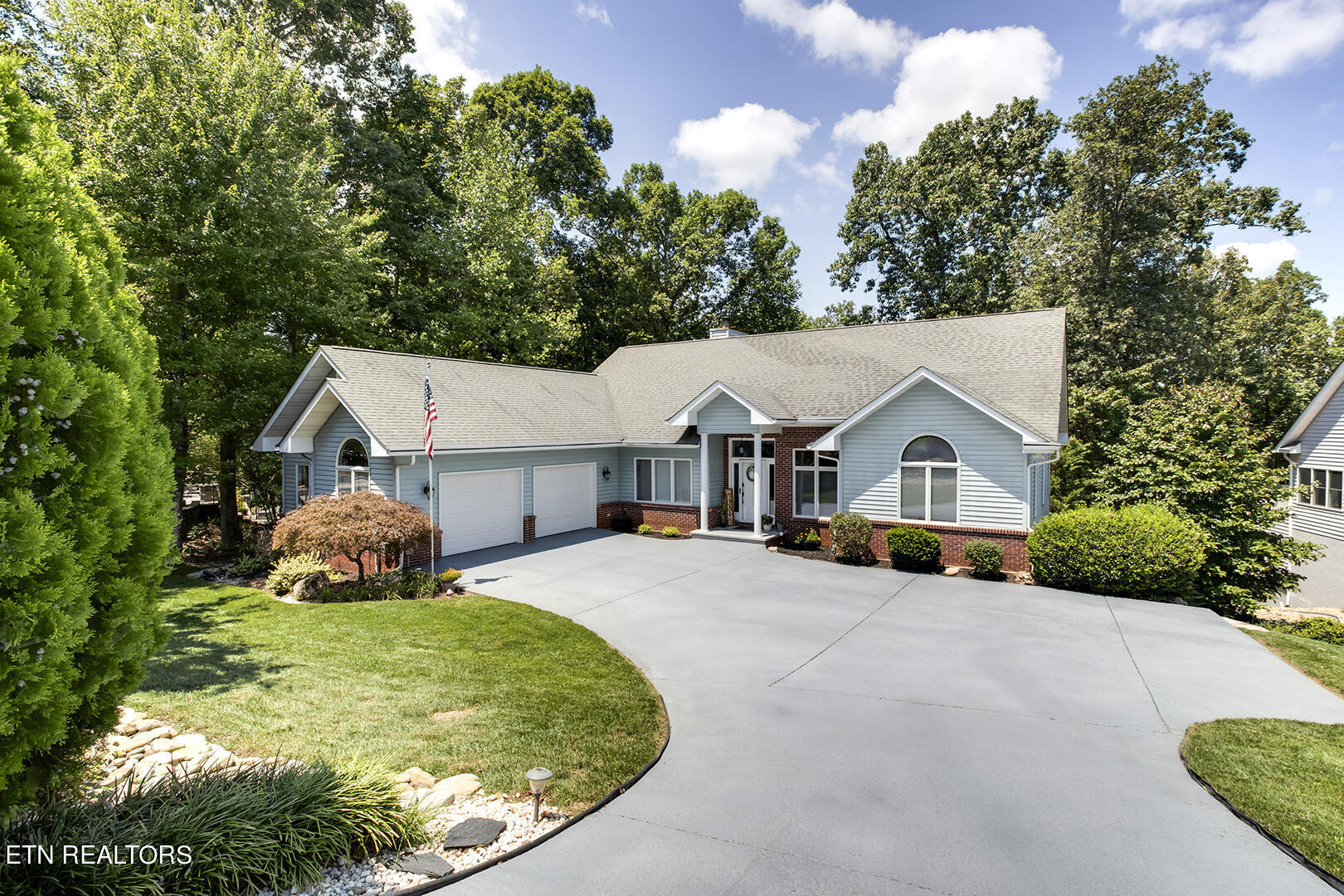 315 Saloli Lane Loudon TN 37774