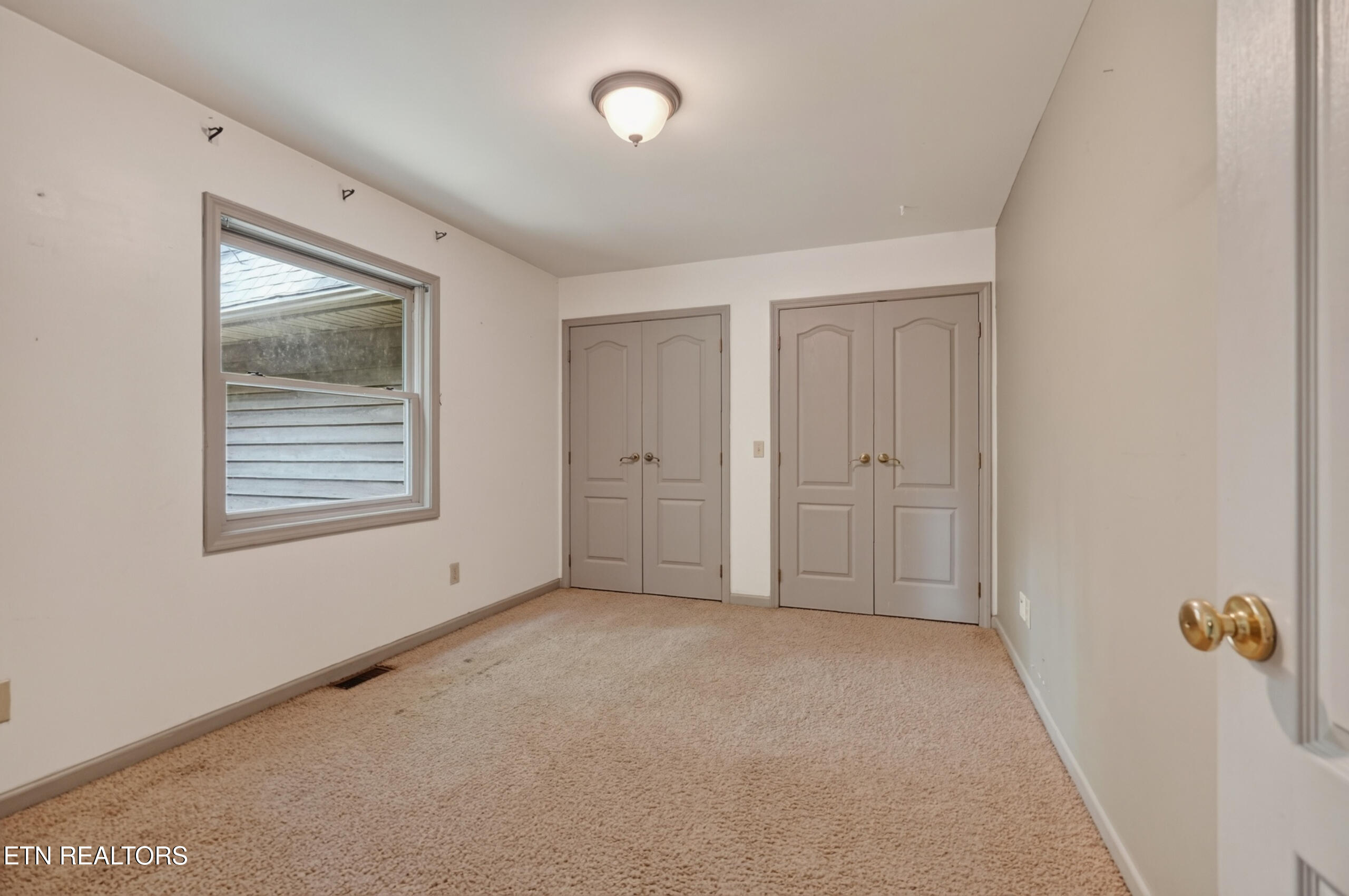 2946 Pen Hook Road Monterey TN 38574