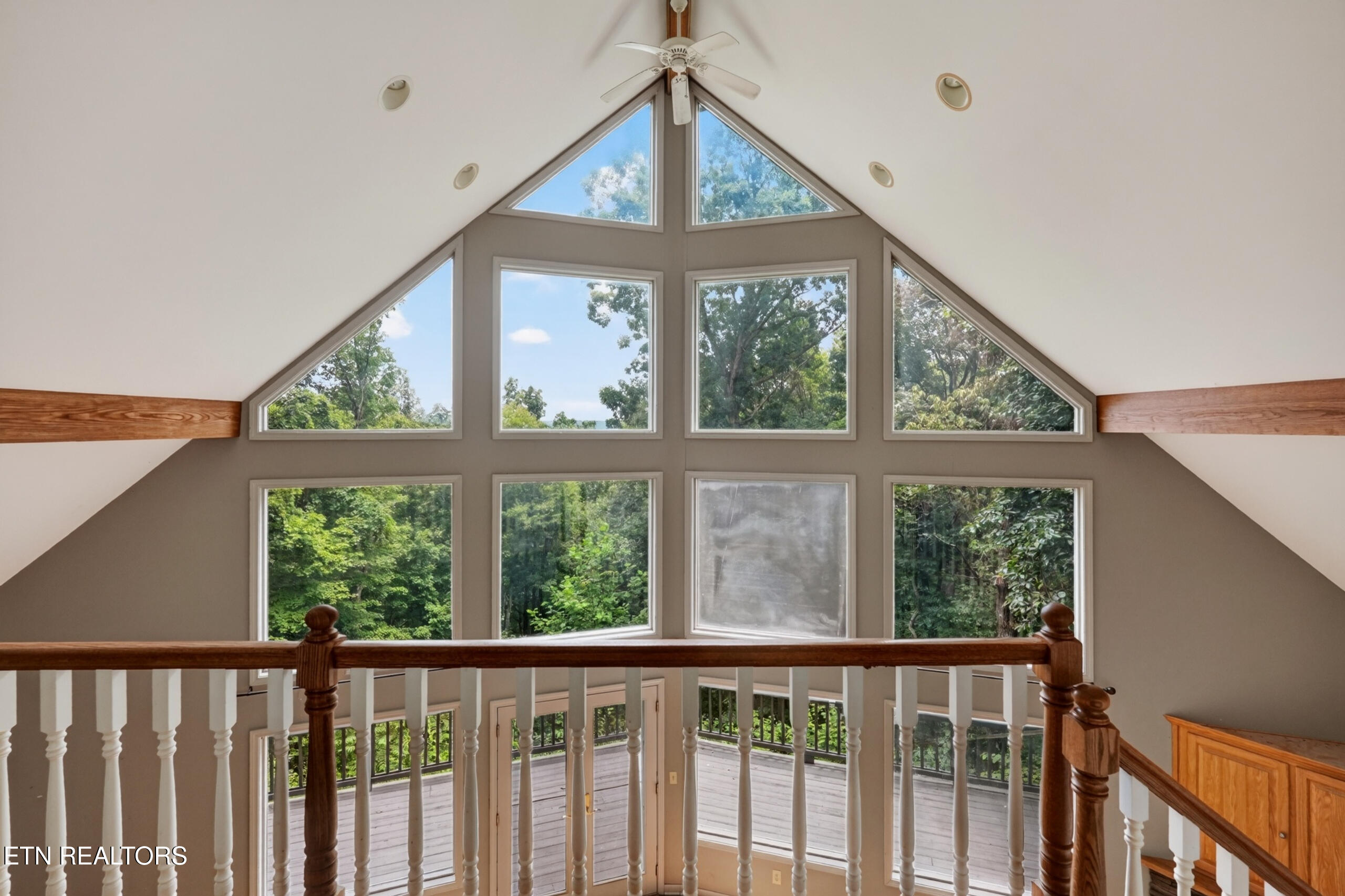 2946 Pen Hook Road Monterey TN 38574