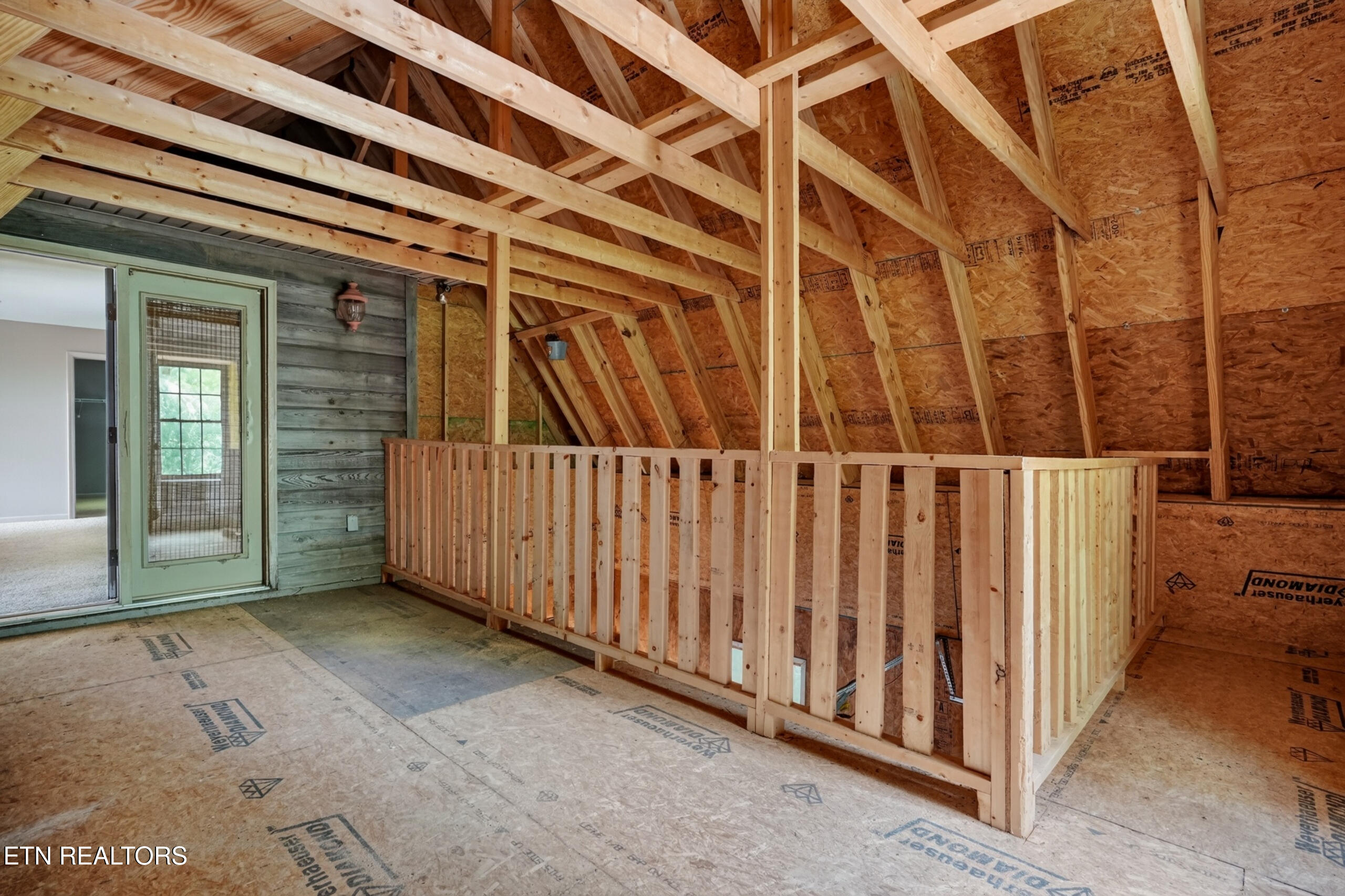 2946 Pen Hook Road Monterey TN 38574